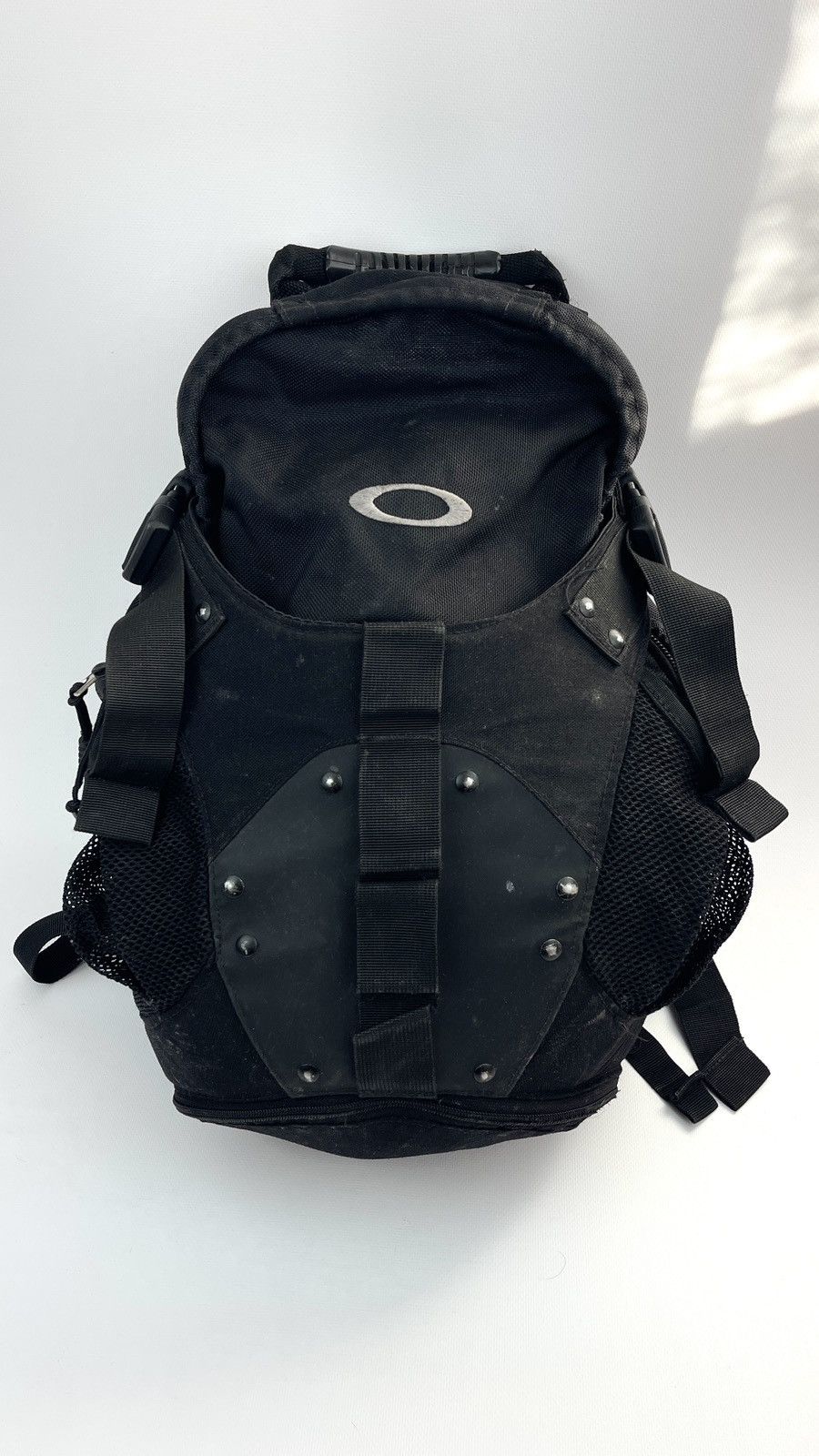 Japanese Brand × Oakley × Vintage Crazy Vintage Y2K OAKLEY Software Icon  Tactical Backpack | Grailed