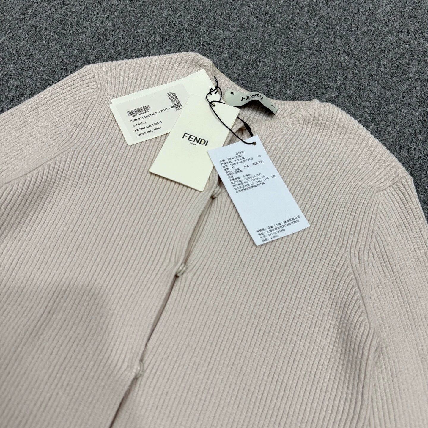 Fendi Fendi pink wool knit long-sleeve jacket 42 unused with tags Size M / US 6-8 / IT 42-44 - 3 Thumbnail