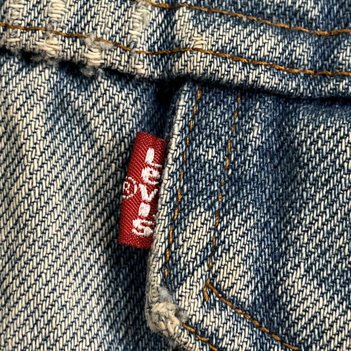 Levi's × Levi's Vintage Clothing Distressed Levis Denim Trucker Jacket Made In USA Size US L / EU 52-54 / 3 - 13 Thumbnail