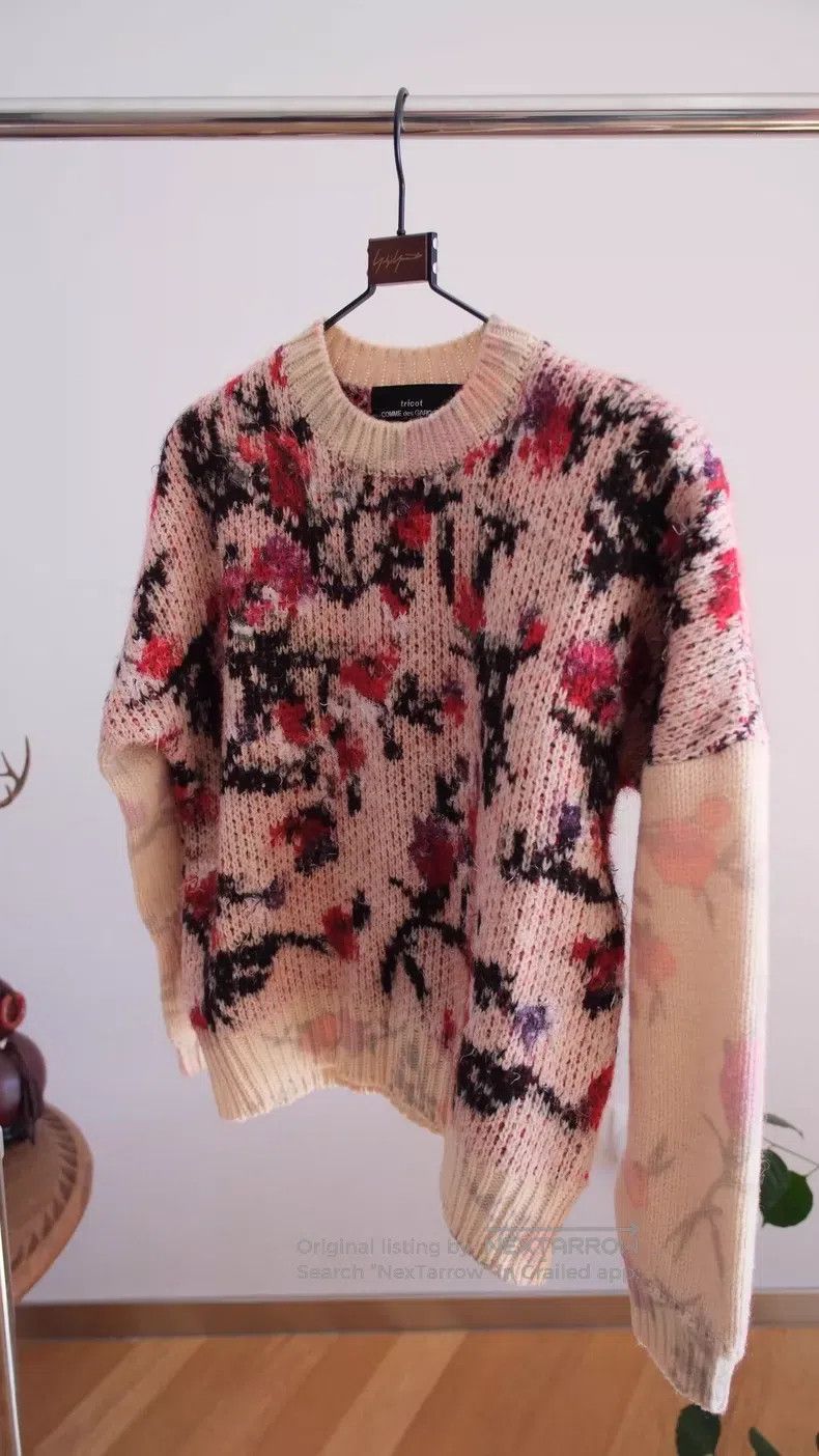 Comme des Garcons Comme Des Garcons Knitted sweater knitted flower sweater Size S / US 4 / IT 40 - 1 Thumbnail