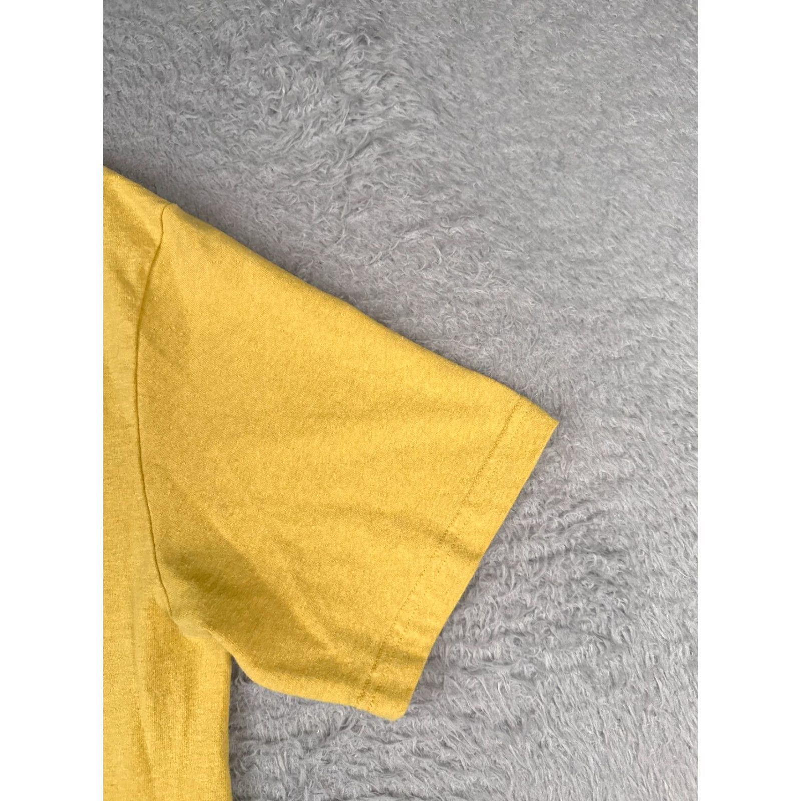 Patagonia Patagonia Shirt Adult Small Yellow Short Sleeve Crew Neck Cotton Blen Distressed Size US S / EU 44-46 / 1 - 2 Thumbnail