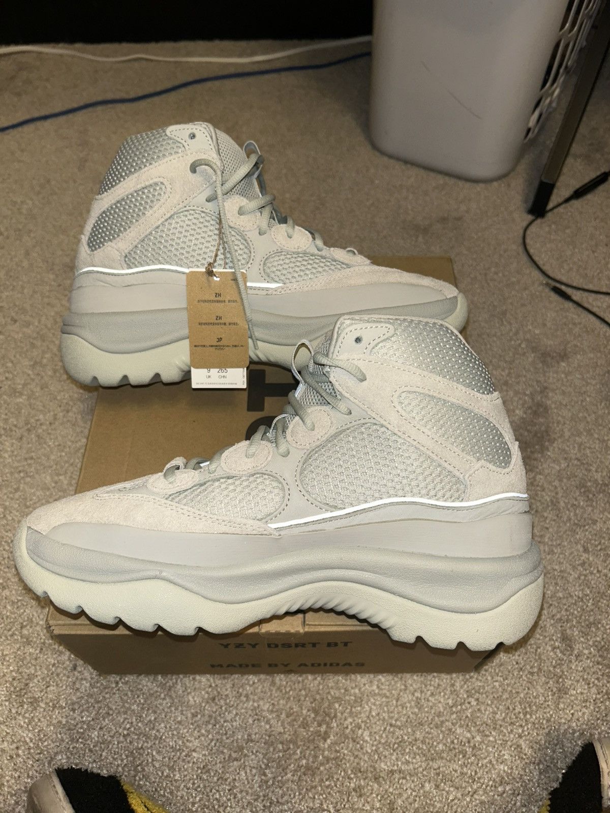 Yeezy Adidas Yeezy Desert Boot “Salt” Size US 9.5 / EU 42-43 - 3 Thumbnail