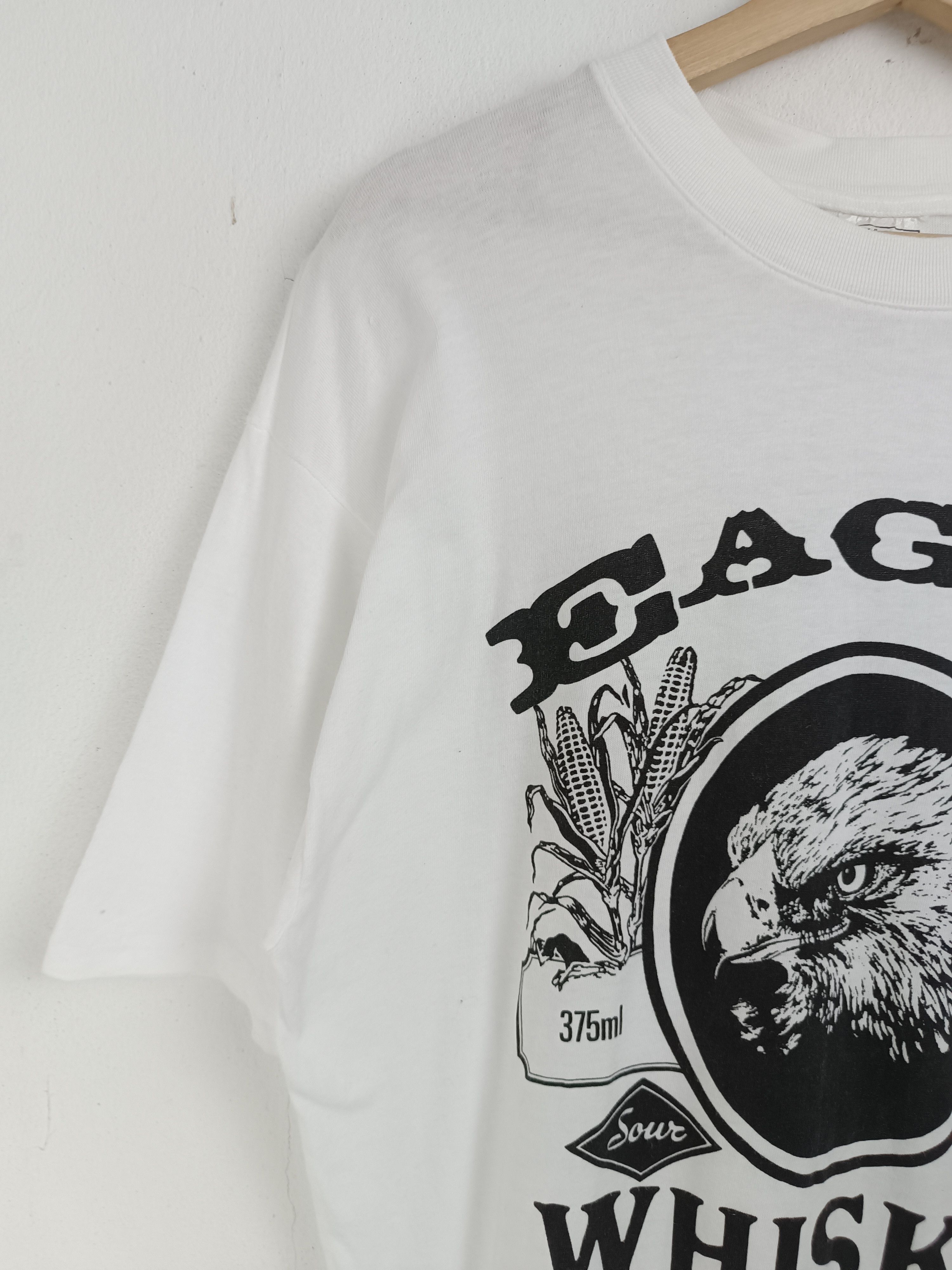 Vintage VINTAGE 90'S EAGLE WHISKEY TEE corona glenlivet chivas Size US L / EU 52-54 / 3 - 6 Thumbnail
