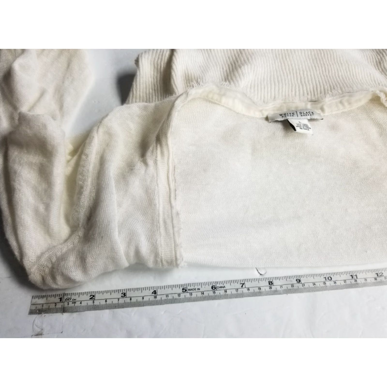 White House Black Market White House Black Market T-Shirt Women White Linen Blend V-Neck Sleeveless Open Tie L White Women Men’s? Size L / US 10 / IT 46 - 3 Thumbnail