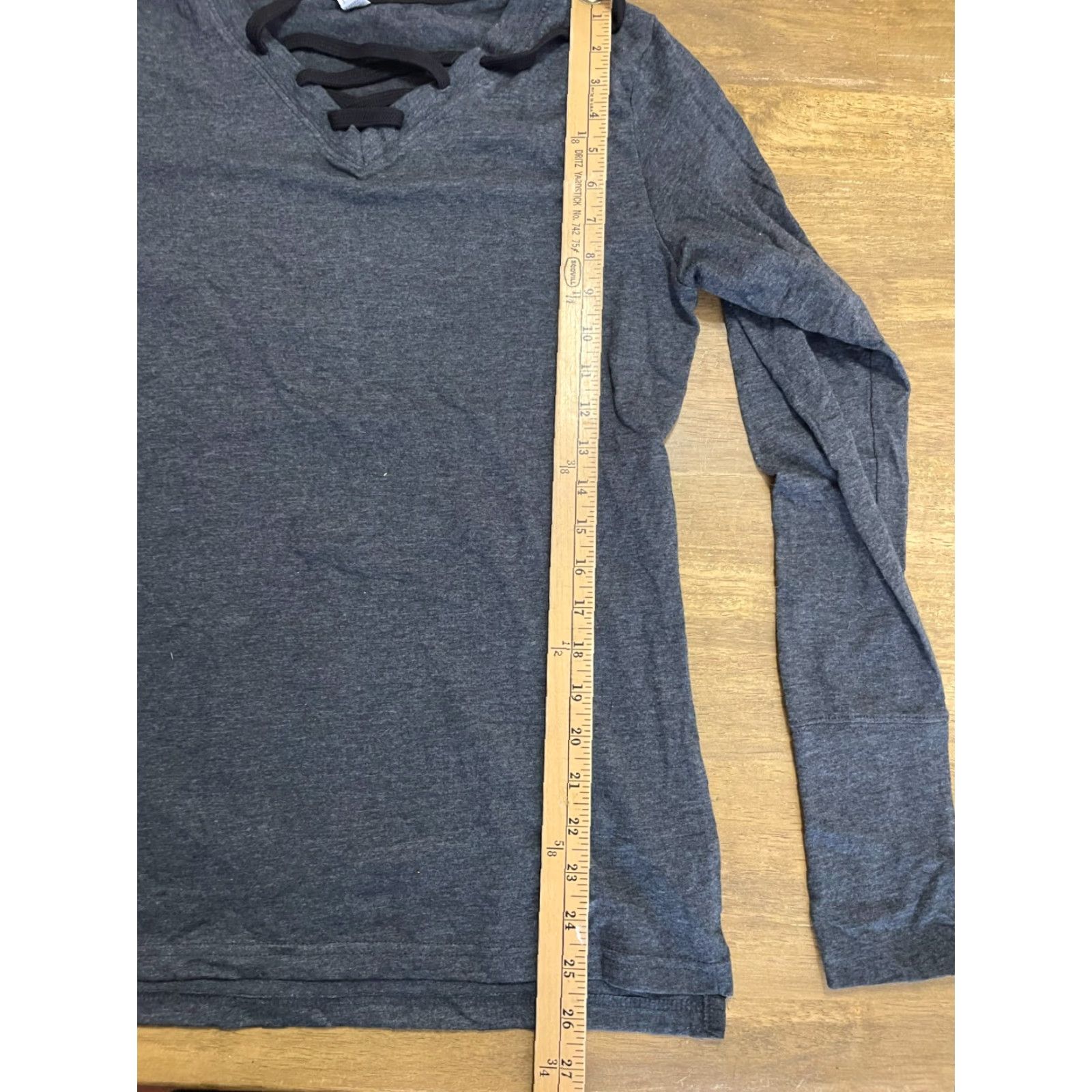 Olive Live and Tell Shirt Womens Large Gray Long Sleeve V-Neck Tie Up Shirt Size L / US 10 / IT 46 - 6 Thumbnail