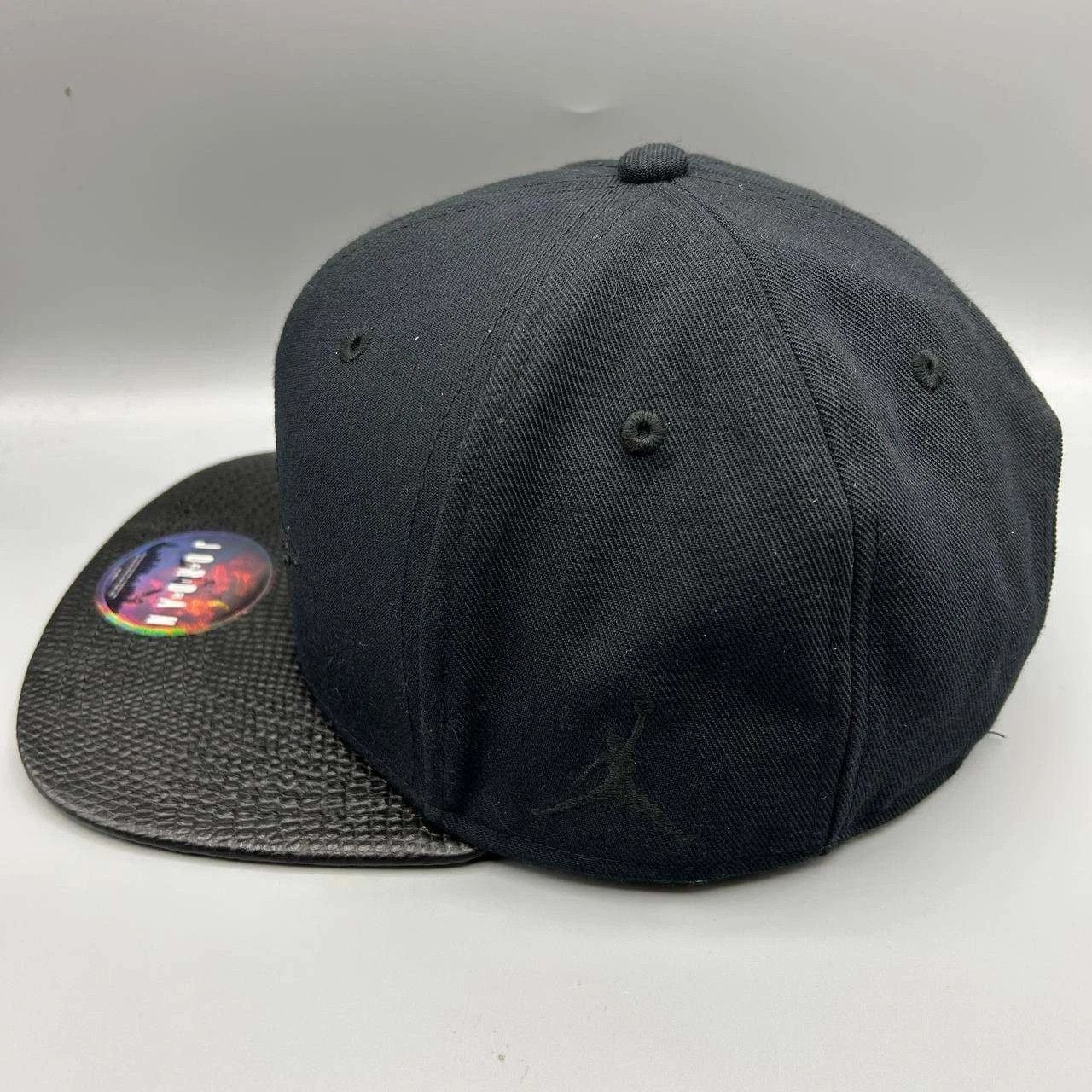 Jordan Brand Air Jordan Wings Hat Men Embroidered Snap Back Cow Leather Size ONE SIZE - 5 Thumbnail