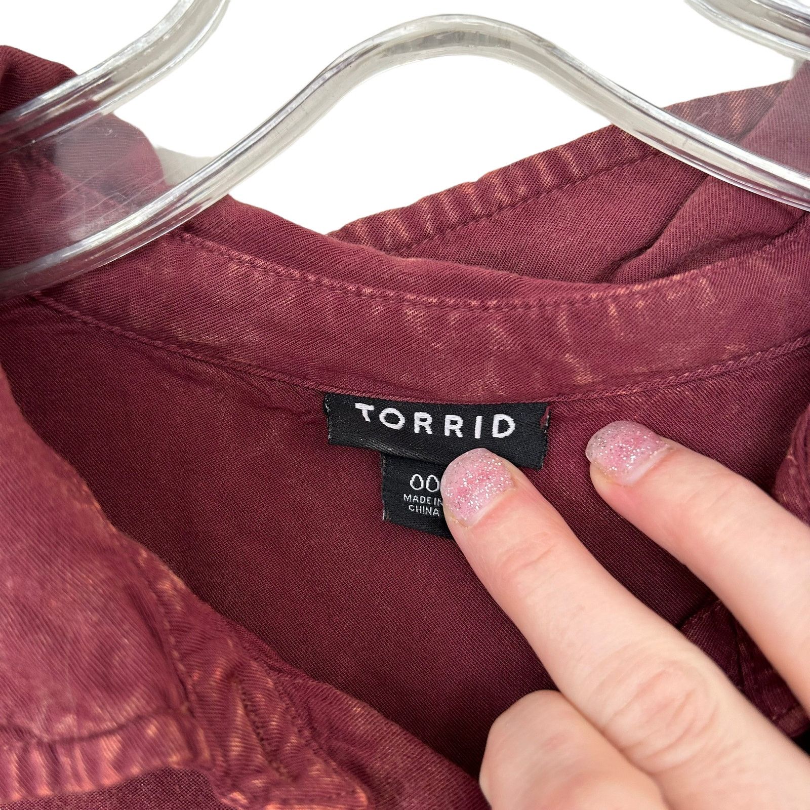Other Torrid Maroon Long Sleeve Button Down Blouse Sz 10 Size L / US 10 / IT 46 - 2 Thumbnail
