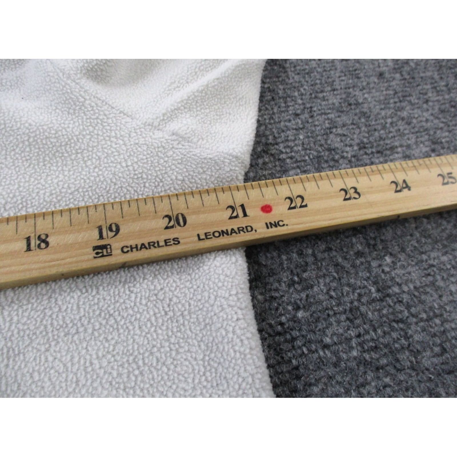 Patagonia Patagonia Jacket Womens L White 1/4 Zip Pockets Windbreaker Thermal Wind-Resistant Knit Logo Regular Outdoor Hiking Size L / US 10 / IT 46 - 5 Thumbnail
