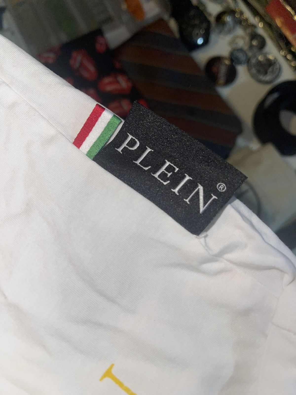 Philipp Plein PHILIPP PLEIN CRYSTAL LOGO SHIRT Size US S / EU 44-46 / 1 - 4 Thumbnail