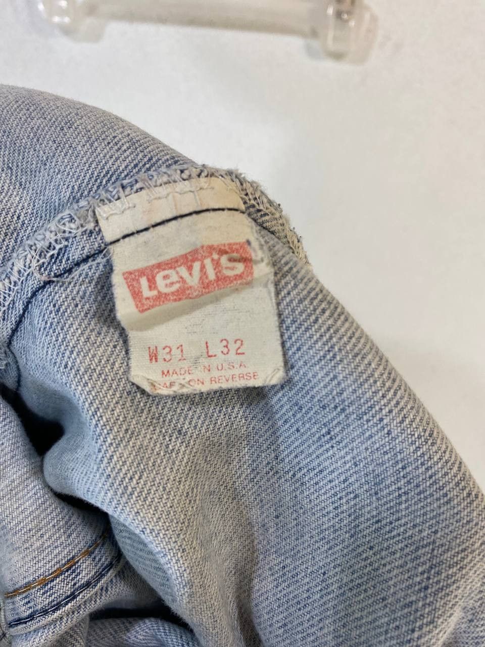 Levi's vintage levis 505 light wash denim nice design Size US 31 - 13 Thumbnail
