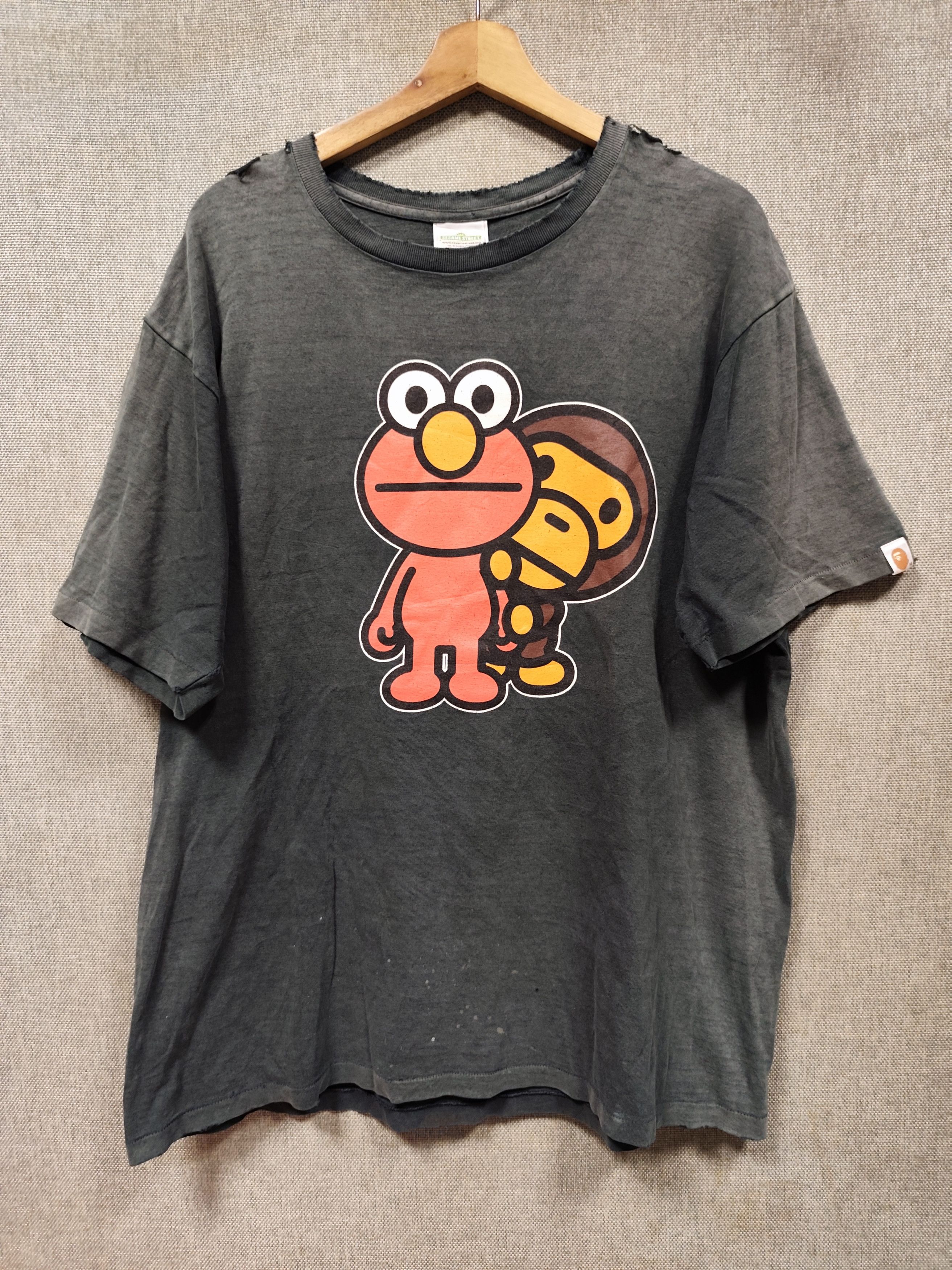 Bape Vintage Baby Milo Sesame Street Distressed Tee Size US XL / EU 56 / 4 - 1 Thumbnail