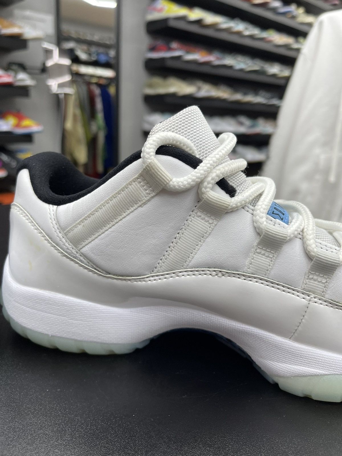 Jordan Brand Size 10.5 - Jordan 11 Retro Low Legend Blue Size US 10.5 / EU 43-44 - 7 Thumbnail
