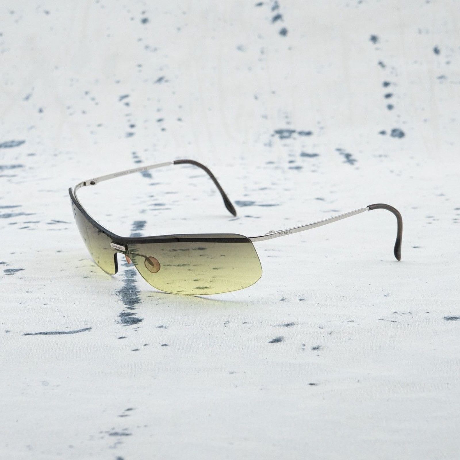 Vintage y2k chanel logo gradient rimless shield sunglasses