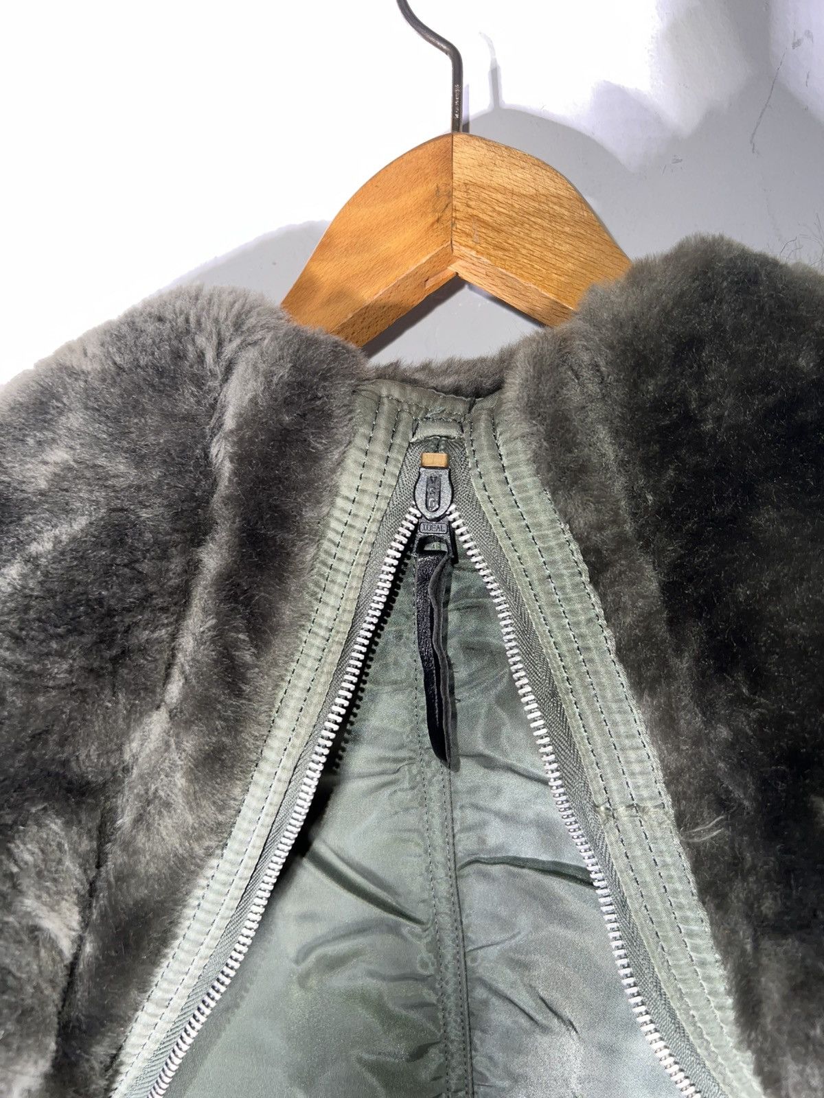 Alpha Industries Alpha Industries N-2B Vintage Bomber Jacket Size US XL / EU 56 / 4 - 9 Thumbnail