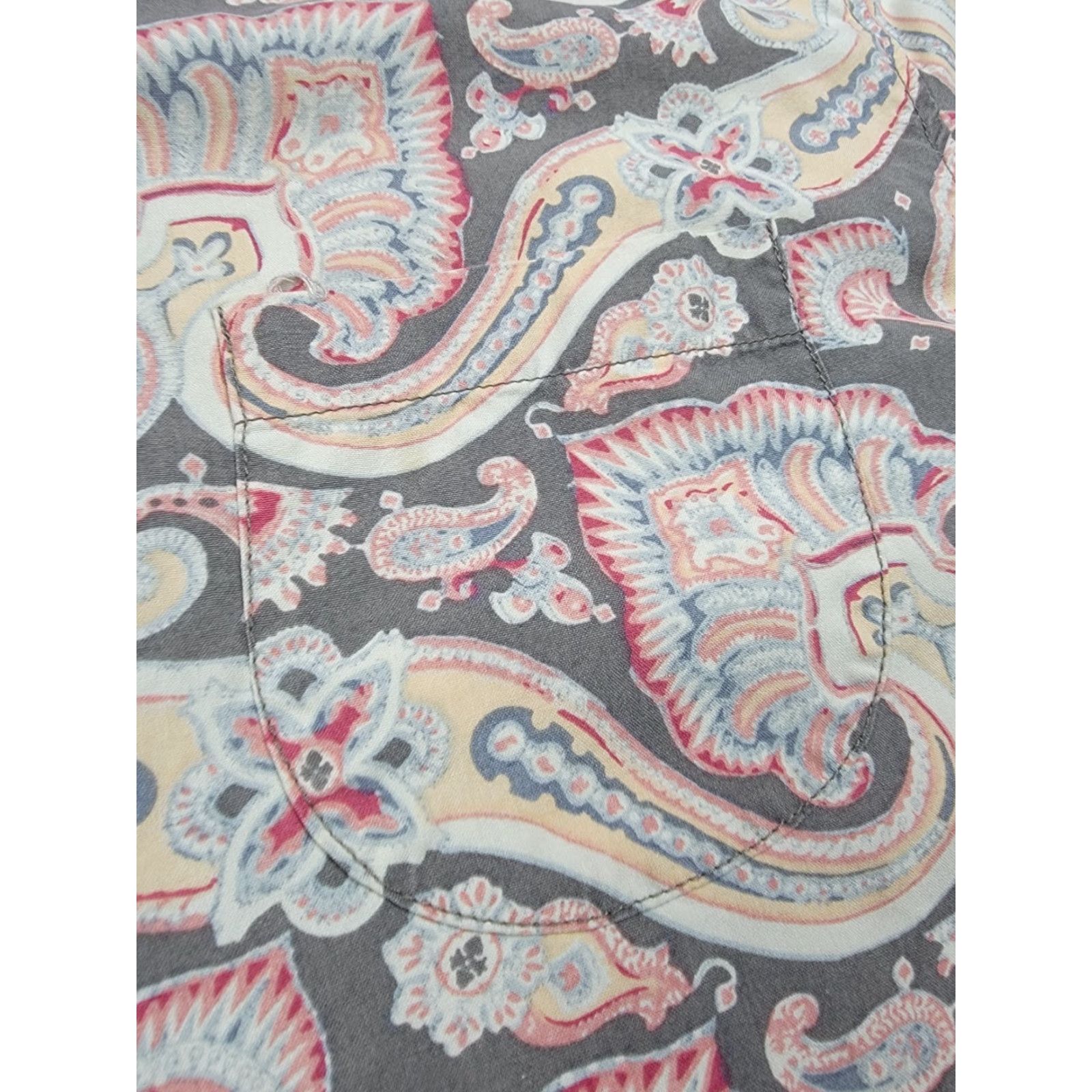 Tommy Bahama Tommy Bahama Shirt Mens XL Island Modern Fit Floral 100% Silk Beach Multicolor Button-Up Casual Shirt Mens XL Beach Hawaiian Floral Silk Shirt Size US XL / EU 56 / 4 - 5 Thumbnail