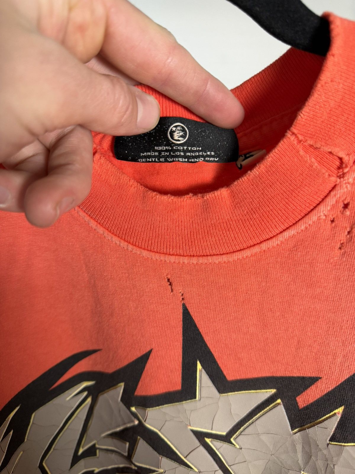 HELLSTAR HELLSTAR Red Cracked Print Tee Shirt Size US S / EU 44-46 / 1 - 6 Thumbnail
