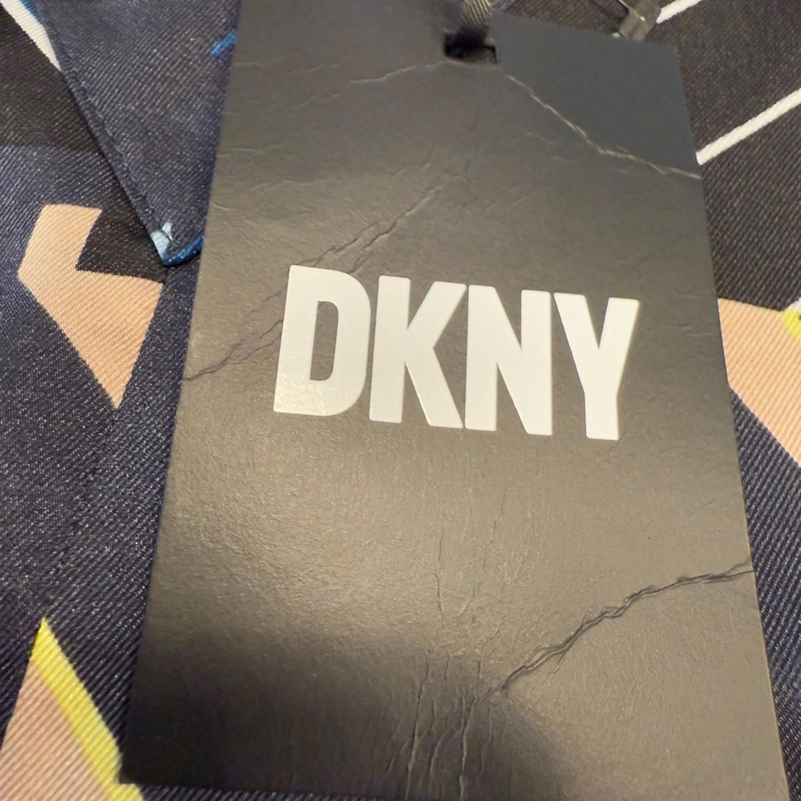 DKNY DKNY dressy tank top navy blue tan striped patchwork SZ XS Size XS / US 0-2 / IT 36-38 - 4 Thumbnail