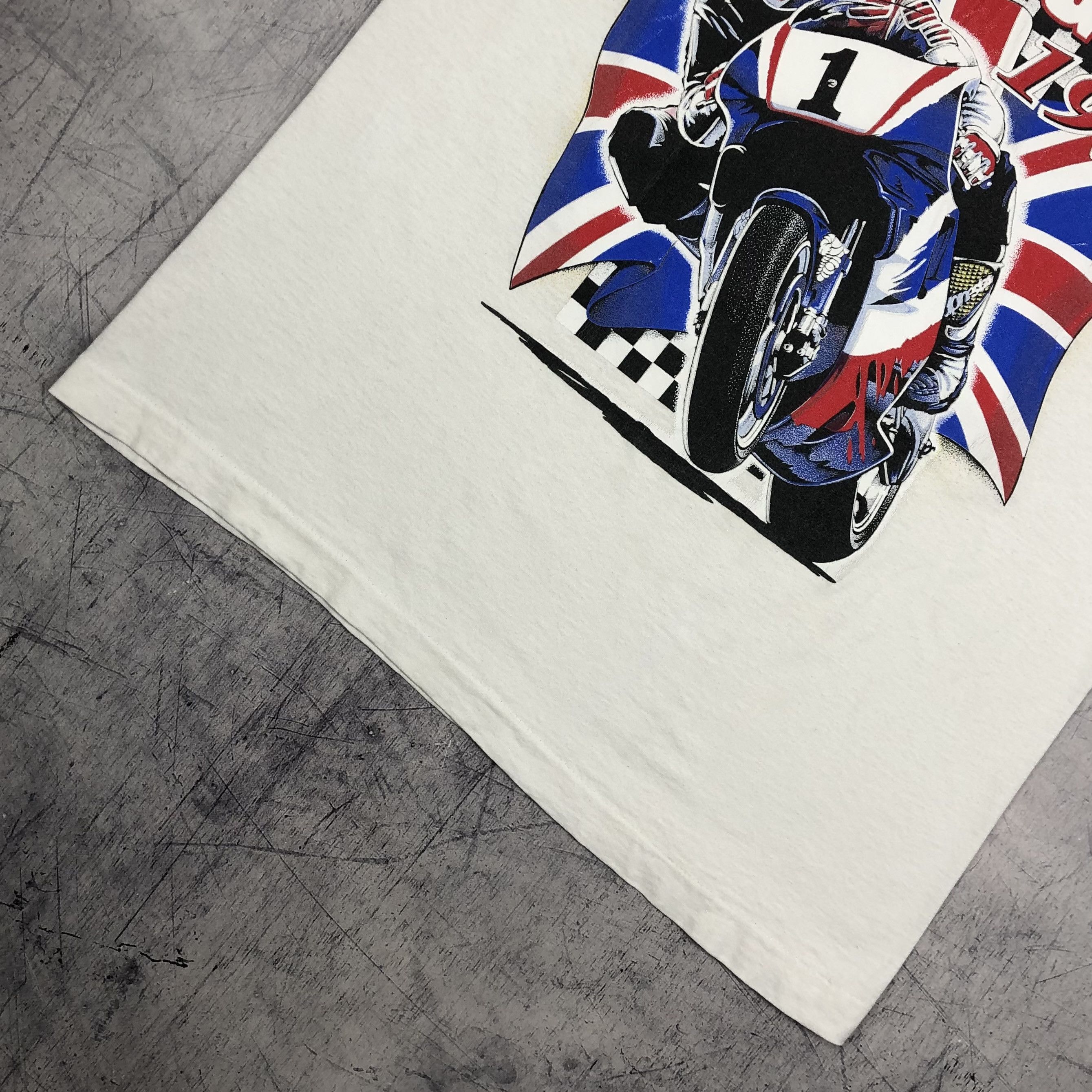 Vintage 1997 Donington MOTO Racing Grand Prix Tee Size US L / EU 52-54 / 3 - 10 Thumbnail