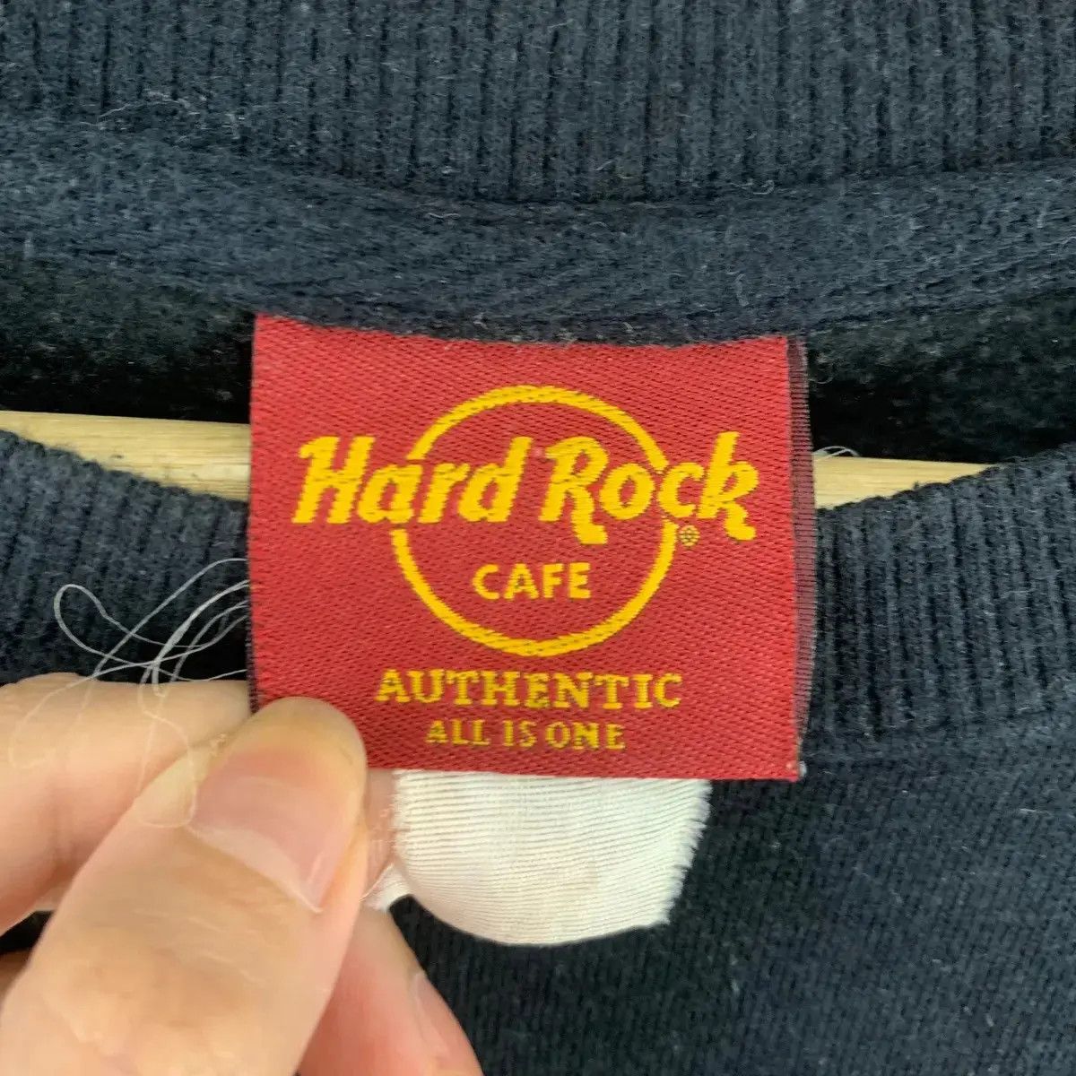 Hard Rock Cafe Vintage HARD ROCK CAFE YOKOHAMA Embossed Size XXL / US 16-18 / IT 52-54 - 6 Thumbnail