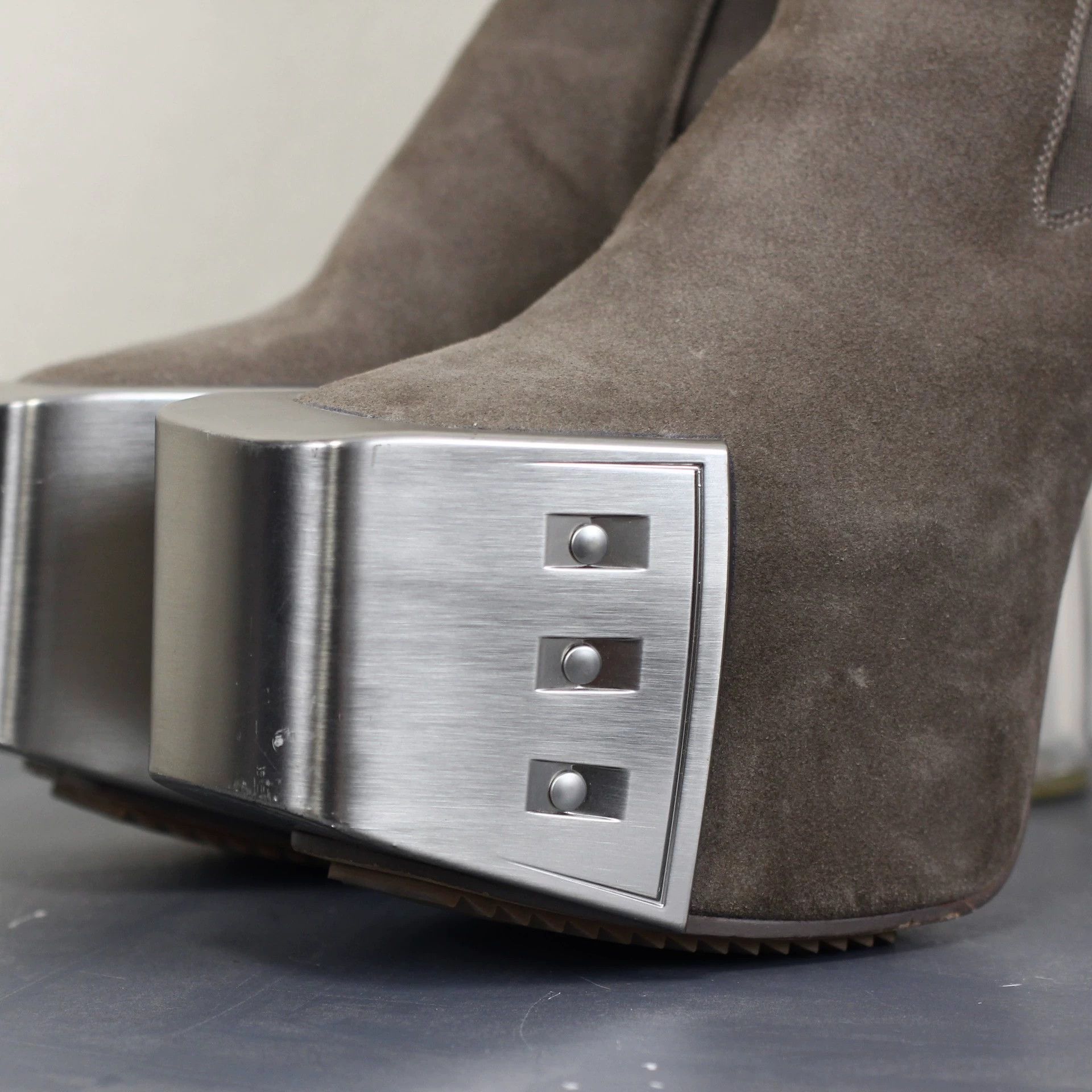 Rick Owens Rickowens Main Line Suede Silver Toe Chelsea Boots Size US 8.5 / IT 38.5 - 6 Thumbnail