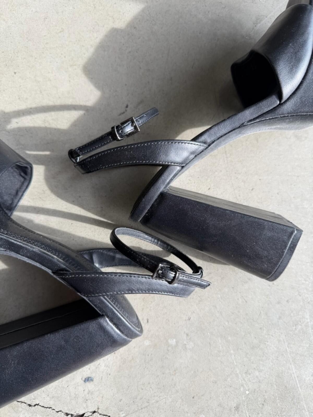 Other Stradivarius / Platform Heels / Black Ankle Strap Size US 6.5 / IT 36.5 - 7 Thumbnail