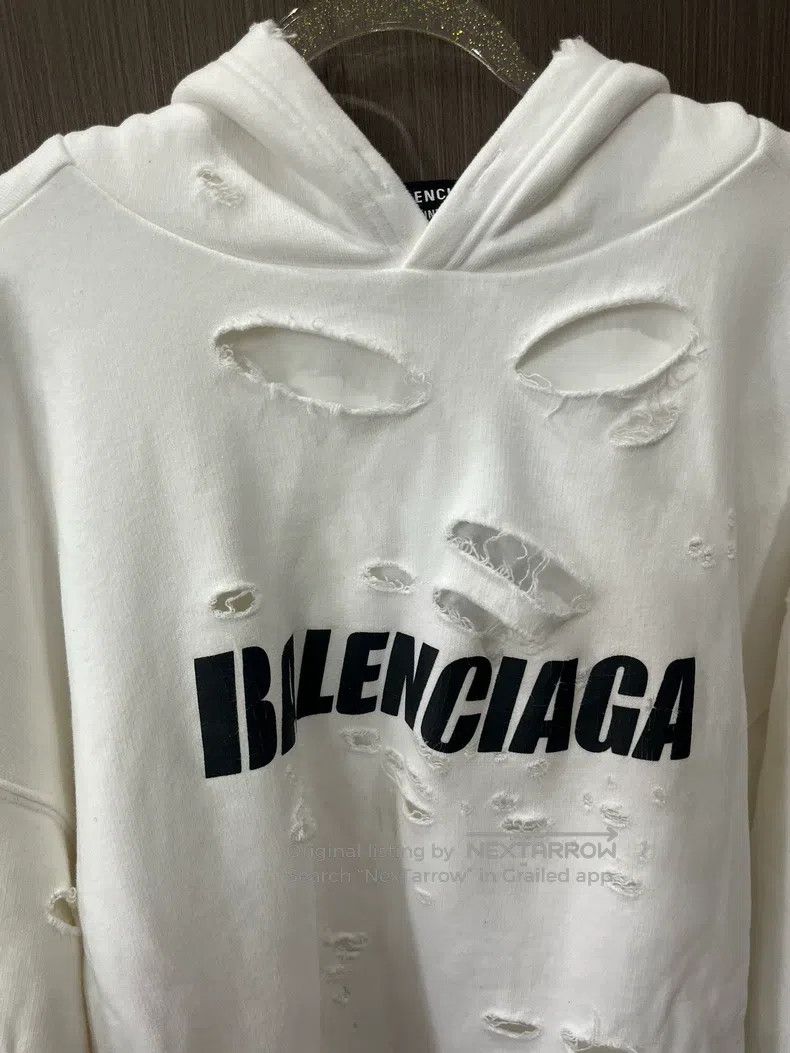 Balenciaga Balenciaga Distressed sweatshirt Size US S / EU 44-46 / 1 - 3 Thumbnail