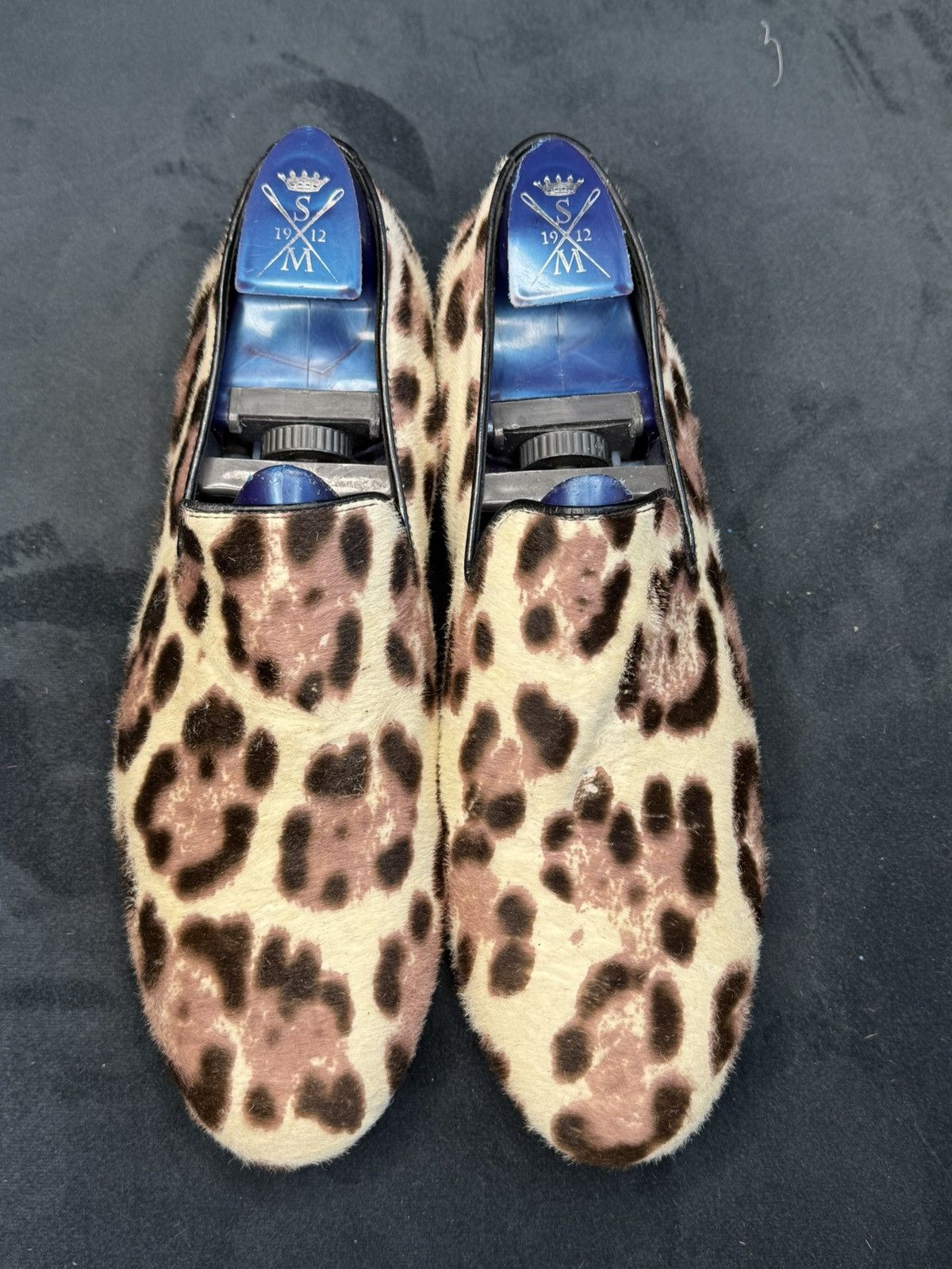 Jimmy Choo Rare Jimmy Choo loafers in pony hair leather UK 9 Size US 9 / EU 42 - 3 Thumbnail