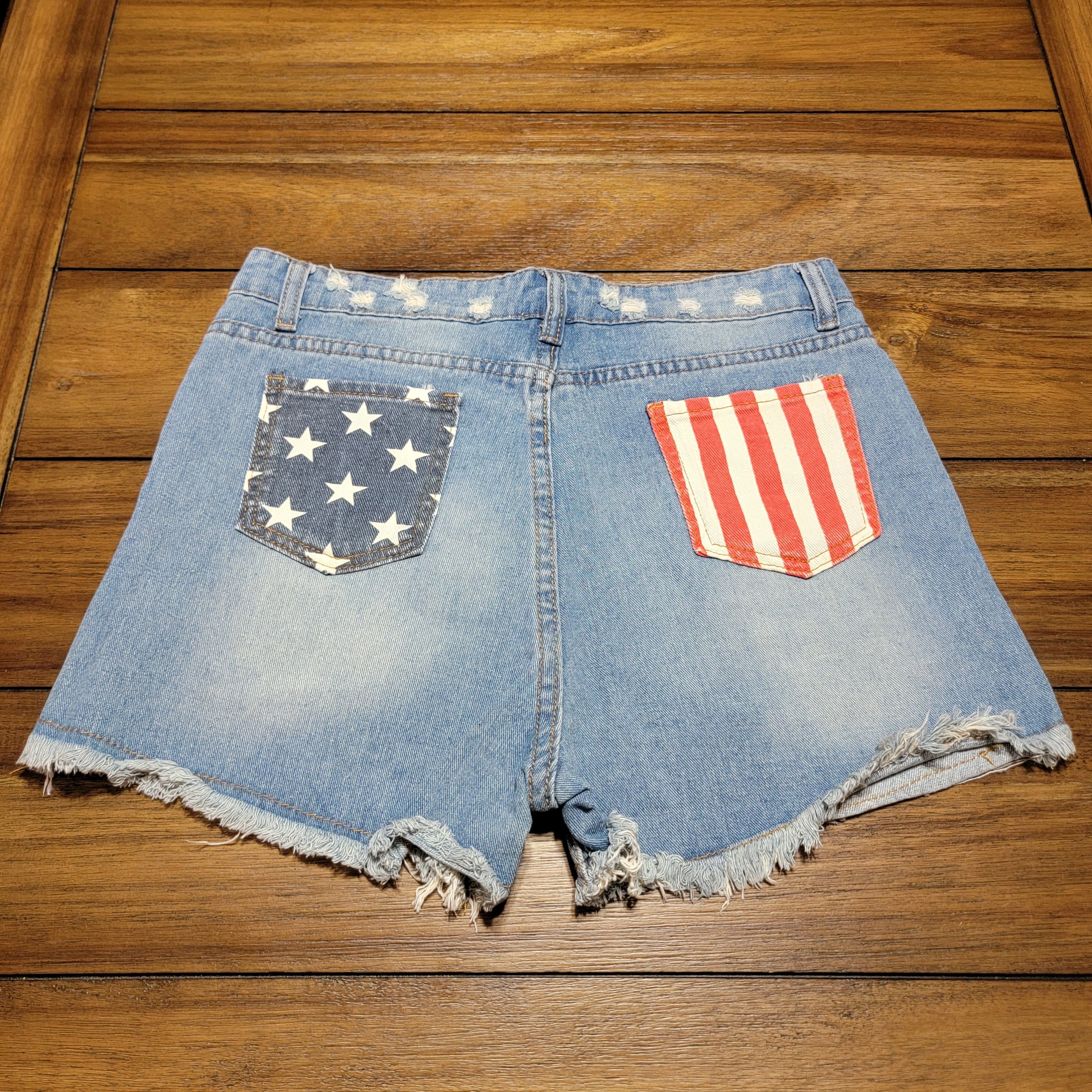 Other Ladies Shorts w/ Button Fly, Stars & Stripes Pockets-Large Size 32" / US 10 / IT 46 - 1 Thumbnail