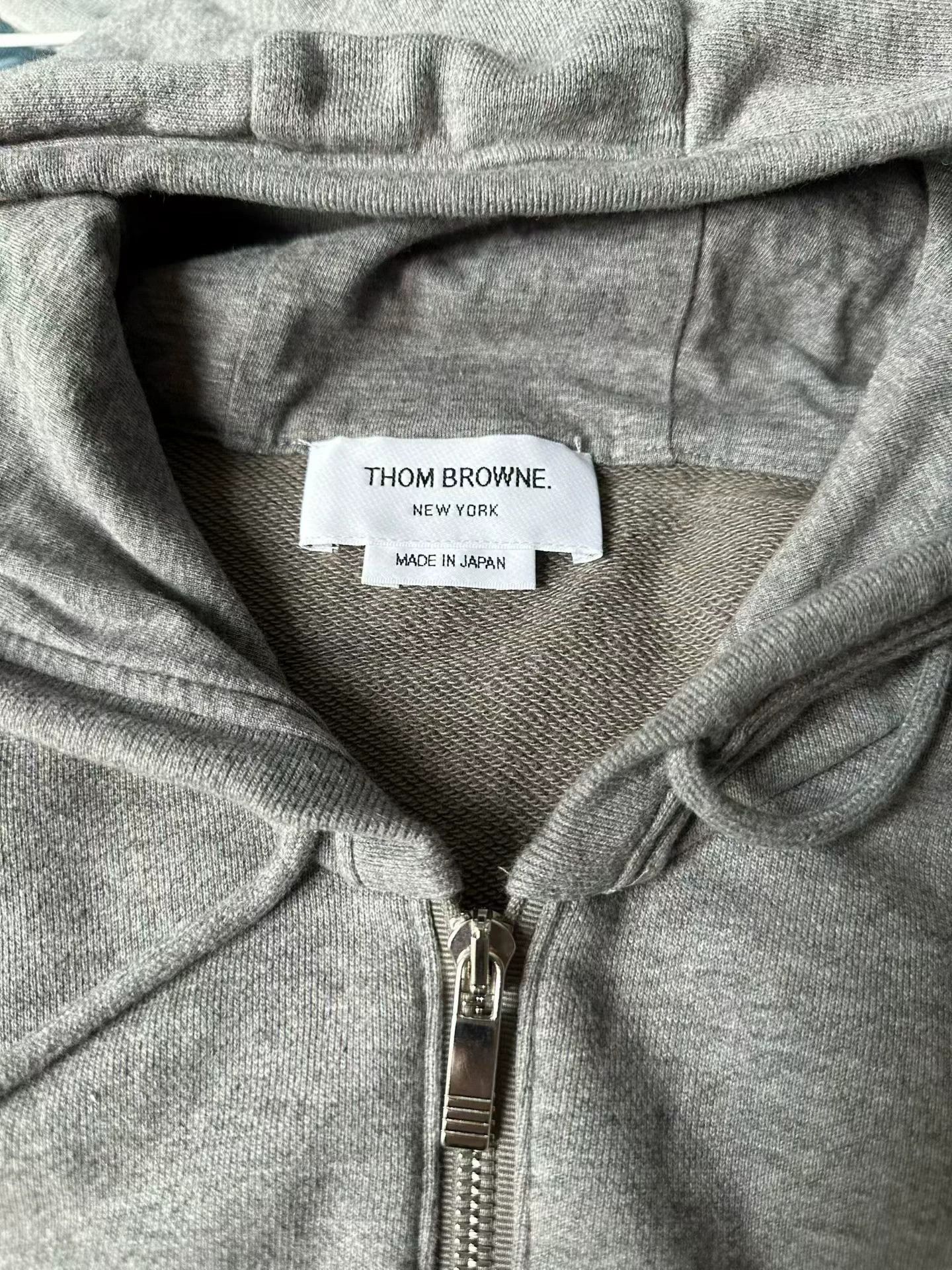 Thom Browne Thom Browne Dark Gray knit jacket size 5 Size US XL / EU 56 / 4 - 3 Thumbnail