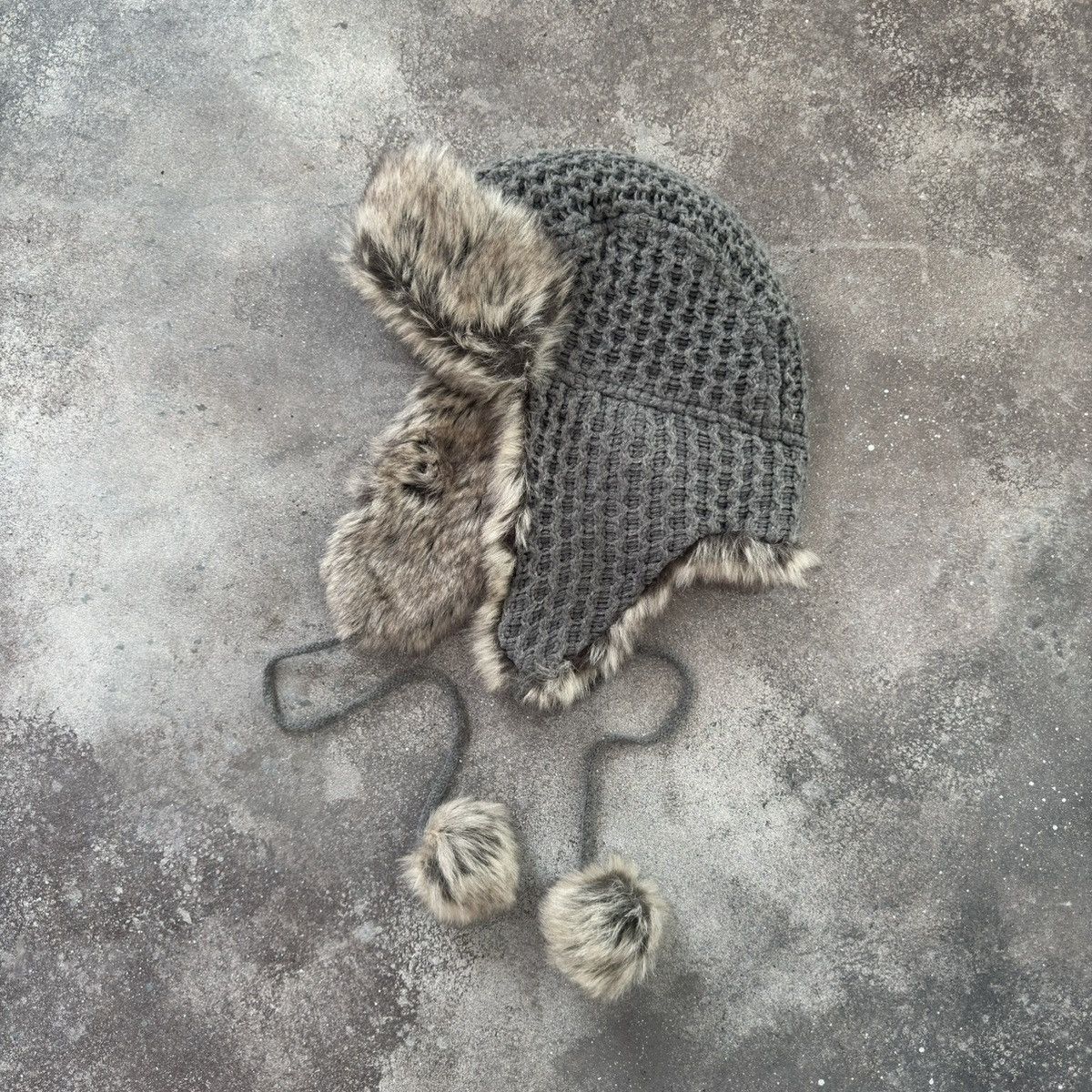 20471120 × If Six Was Nine Vintage 2000's Faux Fur Y2K Ushanka Hat Size ONE SIZE - 2 Thumbnail