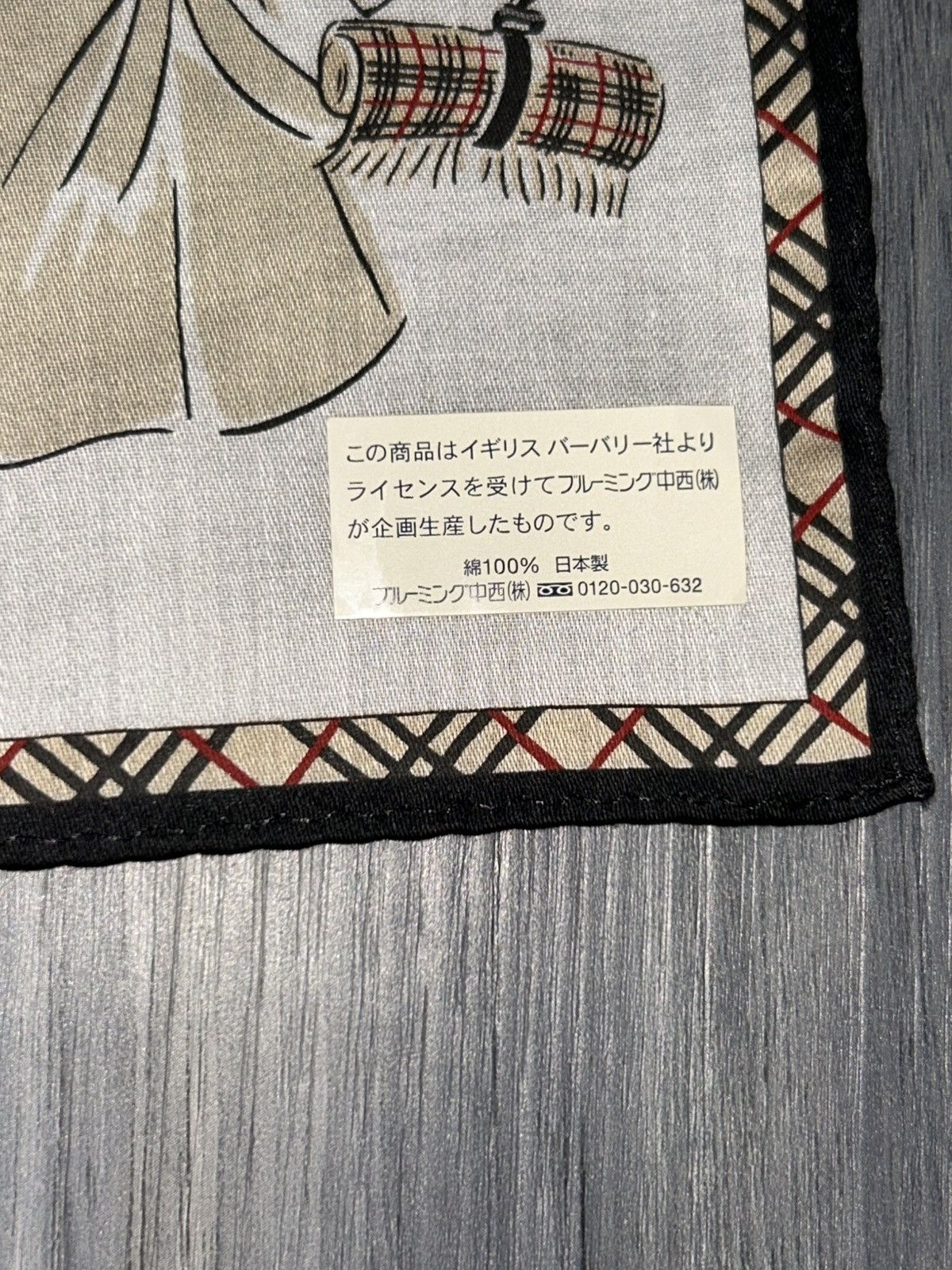 Burberry Vintage Burberry Nova Check Border Cotton Handkerchief Scarf Size ONE SIZE - 9 Thumbnail