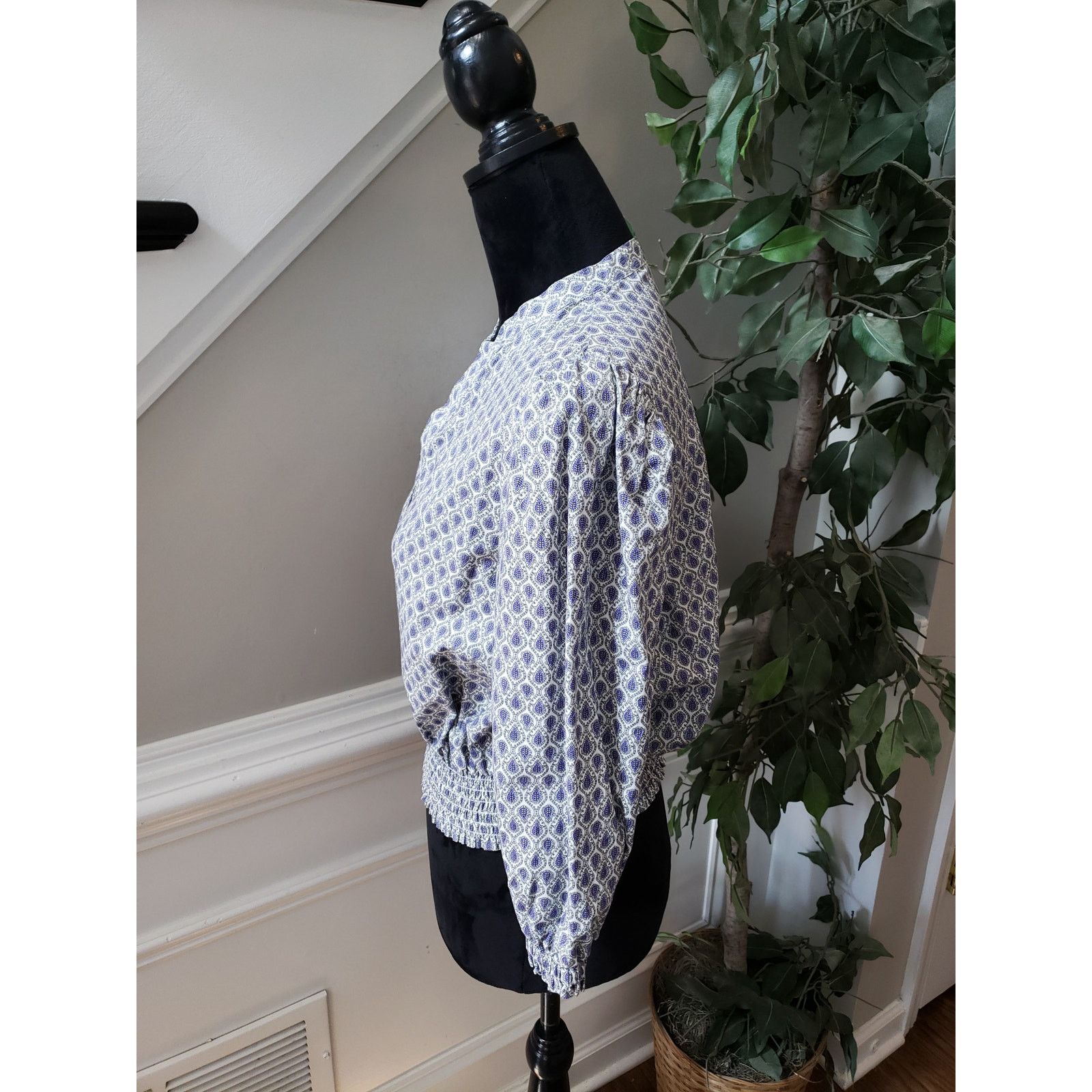 Ann Taylor Ann Taylor Blouse Women XXS Purple White Smocked Waist Top Size S / US 4 / IT 40 - 8 Thumbnail