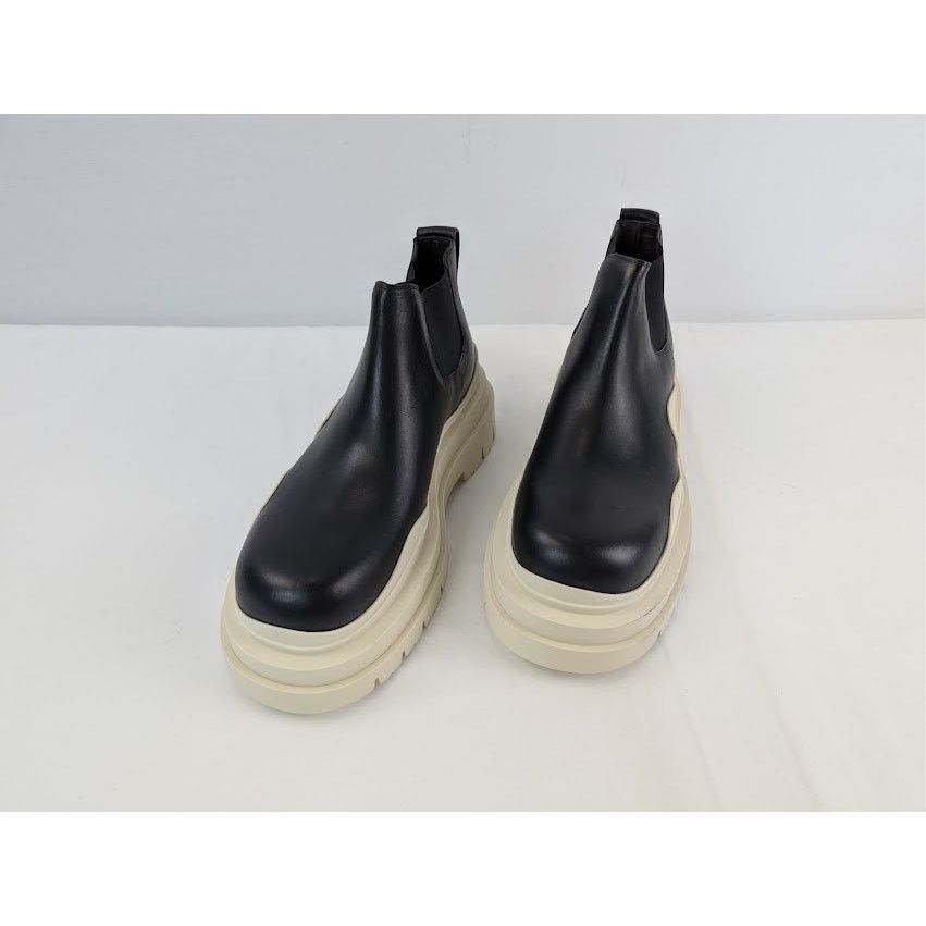 Bottega Veneta o1rshd1 Tire Chelsea Boots in Black / Sea Salt Size US 10 / EU 43 - 8 Thumbnail