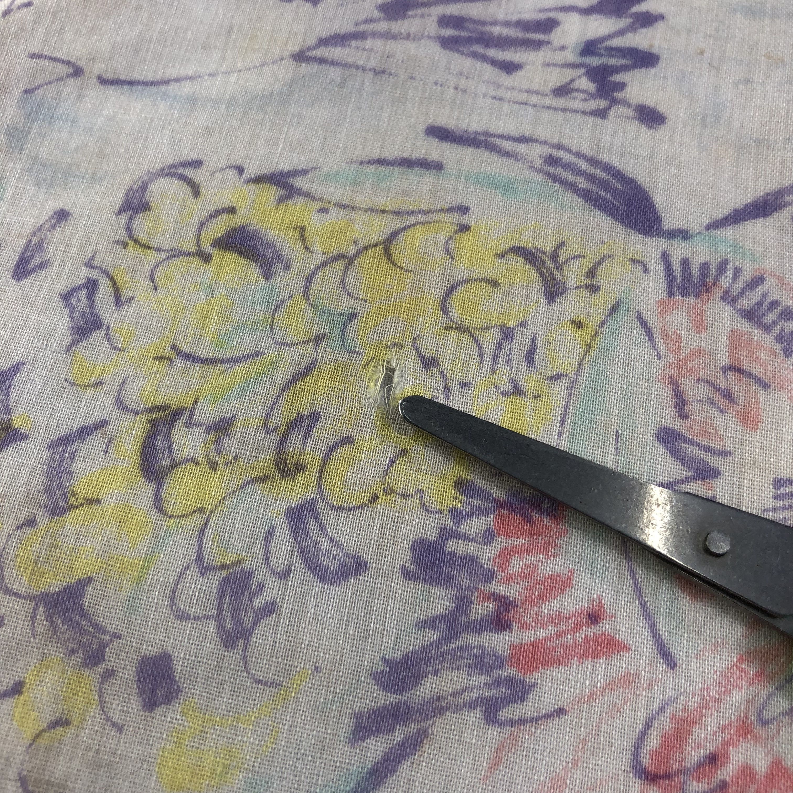 Louis Feraud × Vintage Louis Feraud Handkerchief Neckerchief Bandana H1823 Size ONE SIZE - 15 Thumbnail
