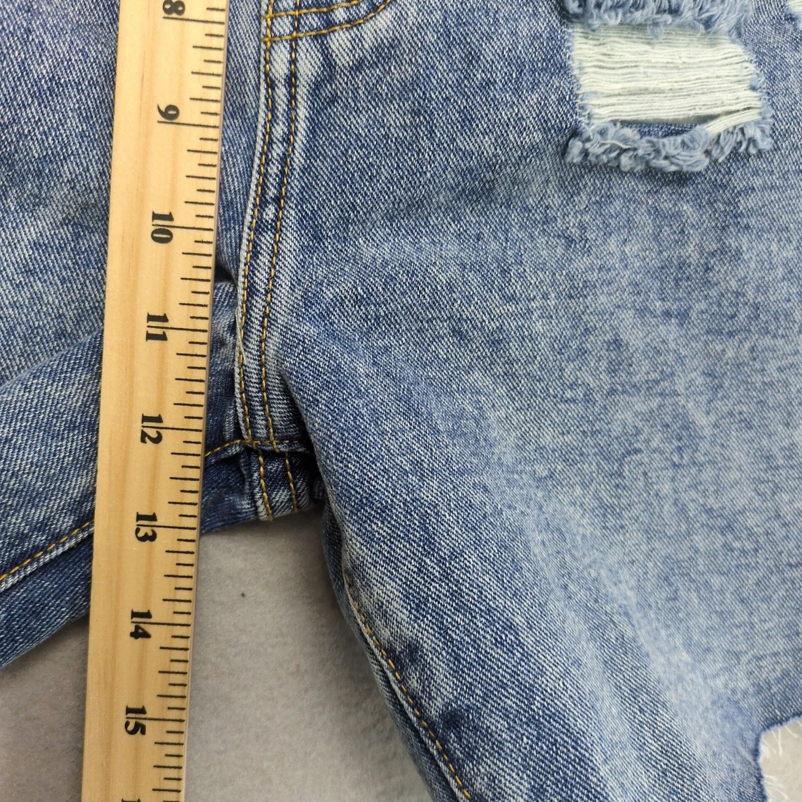 Other PrettyLittleThing Vintage Wash Ripped Longline Jean Shorts 6 Size 28" / US 6 / IT 42 - 7 Thumbnail