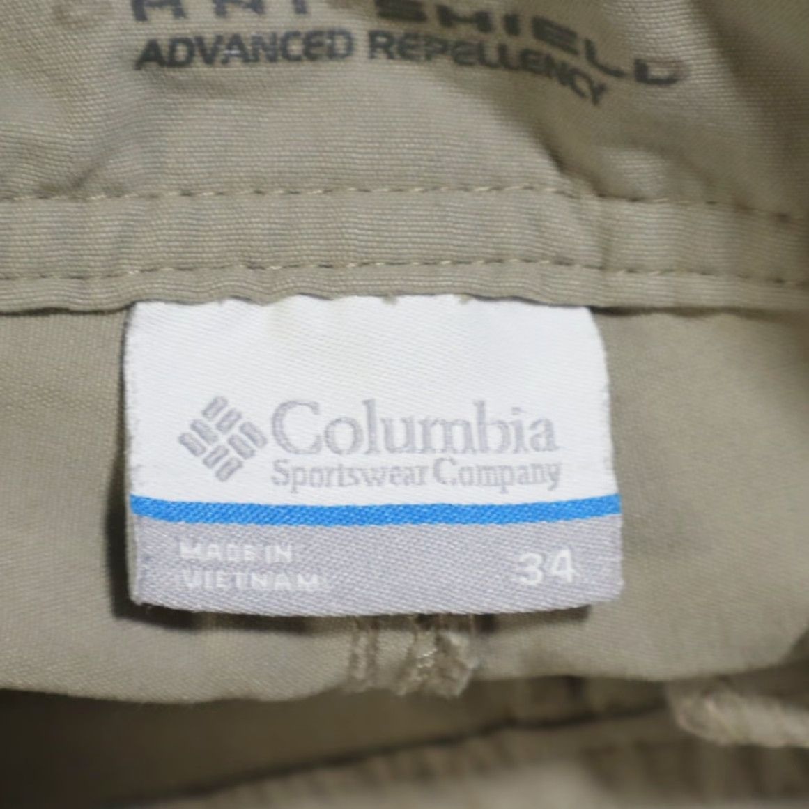 Vintage Columbia Stretch Omni-Shield Nylon Shell Shorts Sand Men's 34 Short Chino Regular Sand Colu mbia Stretch Omni-Shield Nylon Shell Shorts 34 Mens Size US 34 / EU 50 - 5 Thumbnail