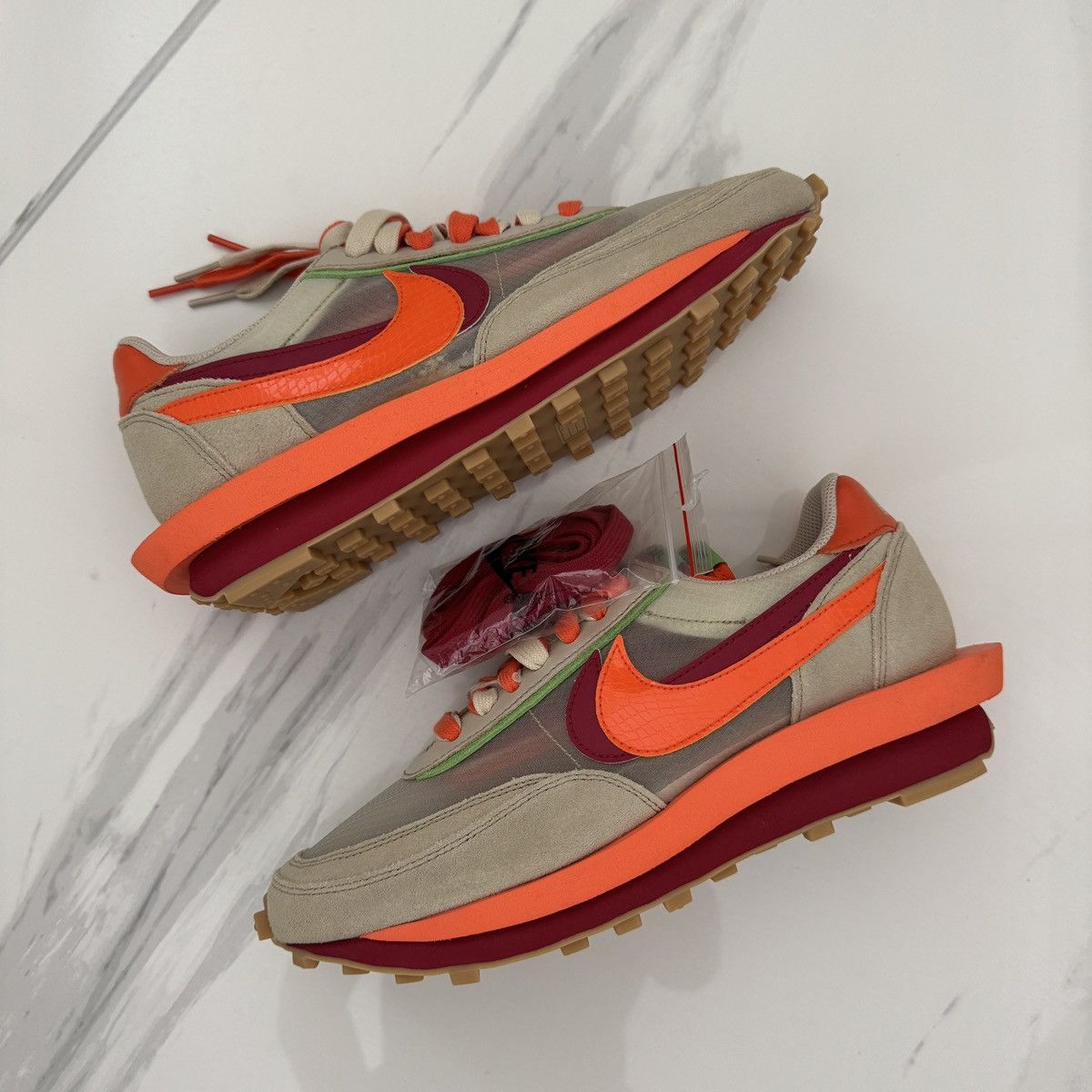 Nike × Sacai × Undercover Nike x Sacai x CLOT LDWaffle “Kiss of Death” Size US 9 / EU 42 - 2 Thumbnail
