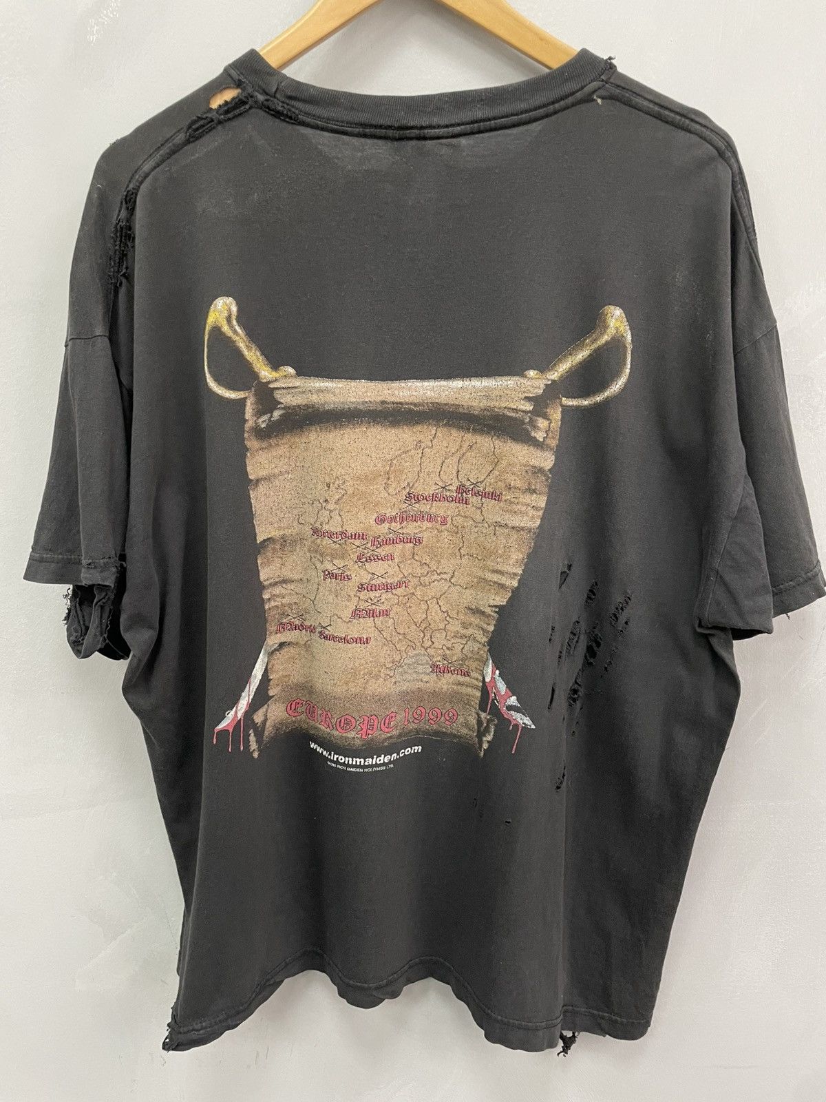 vintage 1990 Iron Maiden BOXY TEE T SHIRT DIRTY thrasher