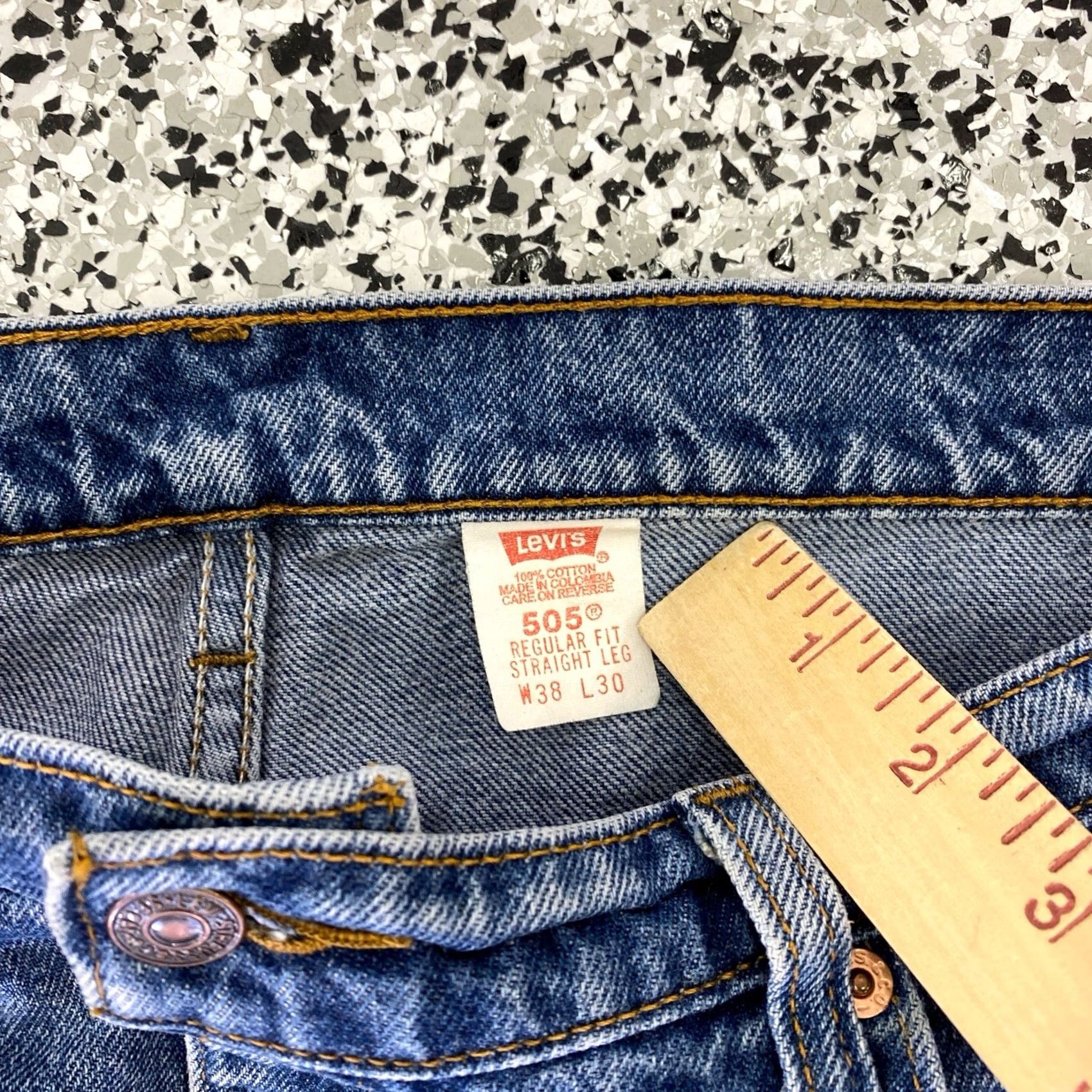 Levi's VINTAGE Levi’s 505 Jeans Men 37x29 Blue Denim Straight Baggy Y2K 90s Grunge Mens Size US 37 - 3 Thumbnail