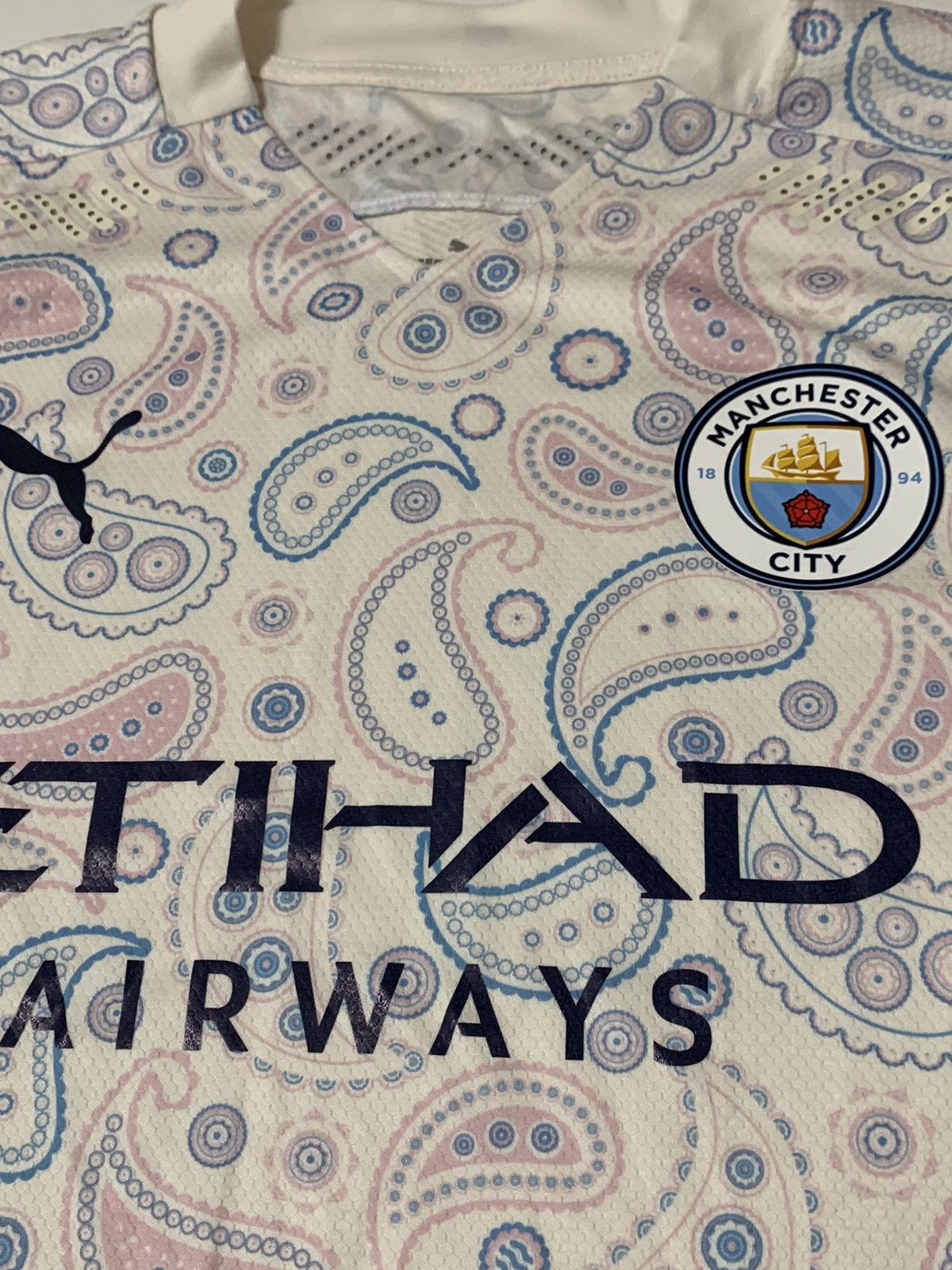 Puma MANCHESTER CITY THIRD 2020 - 2021 Size US L / EU 52-54 / 3 - 7 Thumbnail