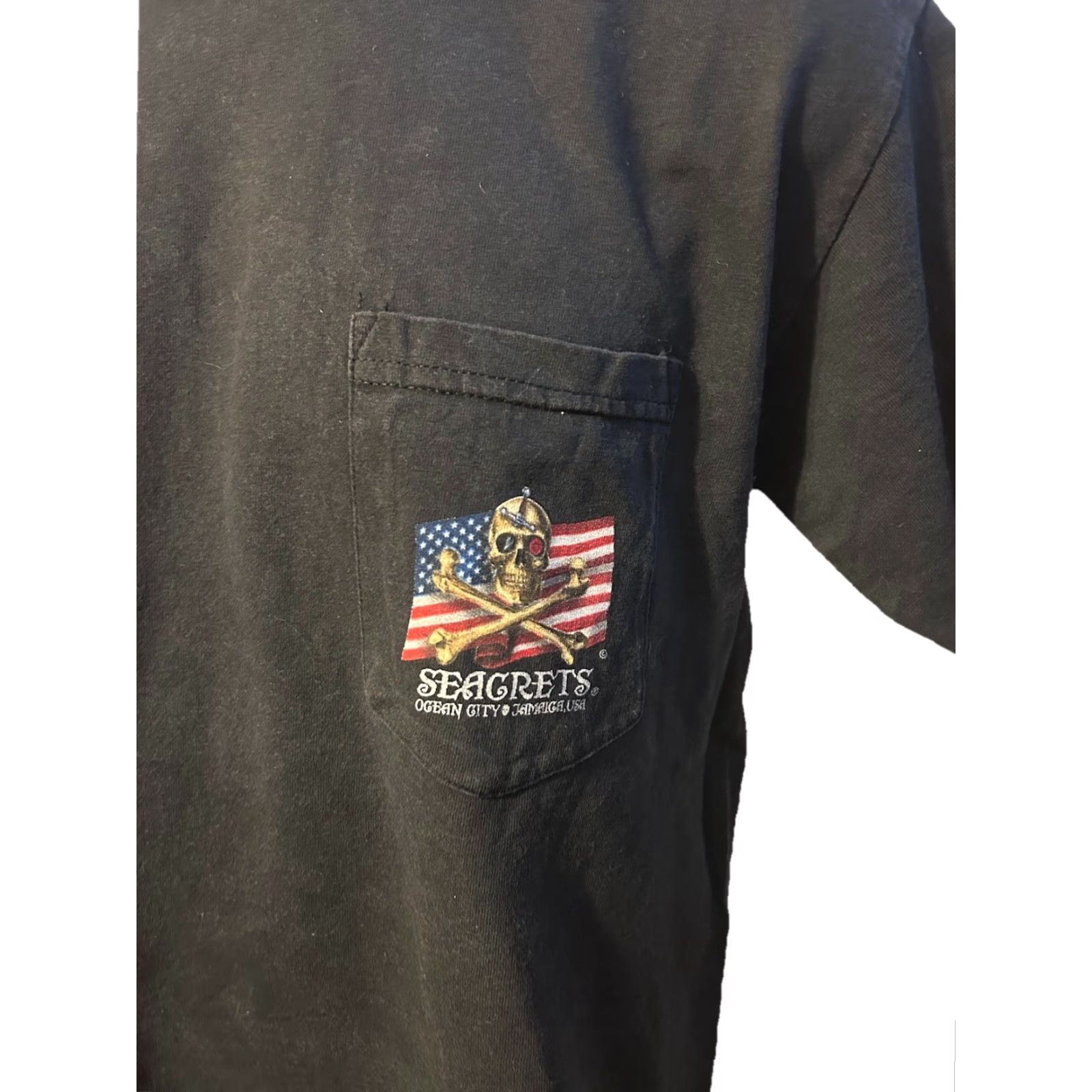 Gildan VINTAGE Gildan T-Shirt Seagrets Ocean City Jamaica USA Bike Week 2004 Black Short Sleeve Men M XS? Size US M / EU 48-50 / 2 - 7 Thumbnail