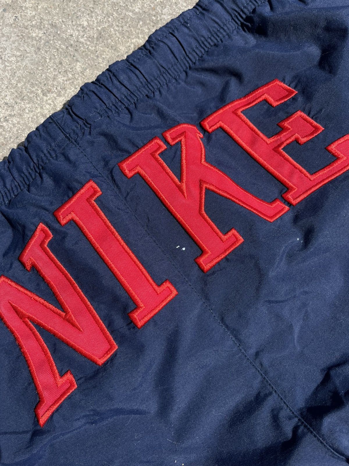 Nike 💋NIKE VINTAGE BIG LOGO Y2K 00’s SHORTS Size US 32 / EU 48 - 8 Thumbnail