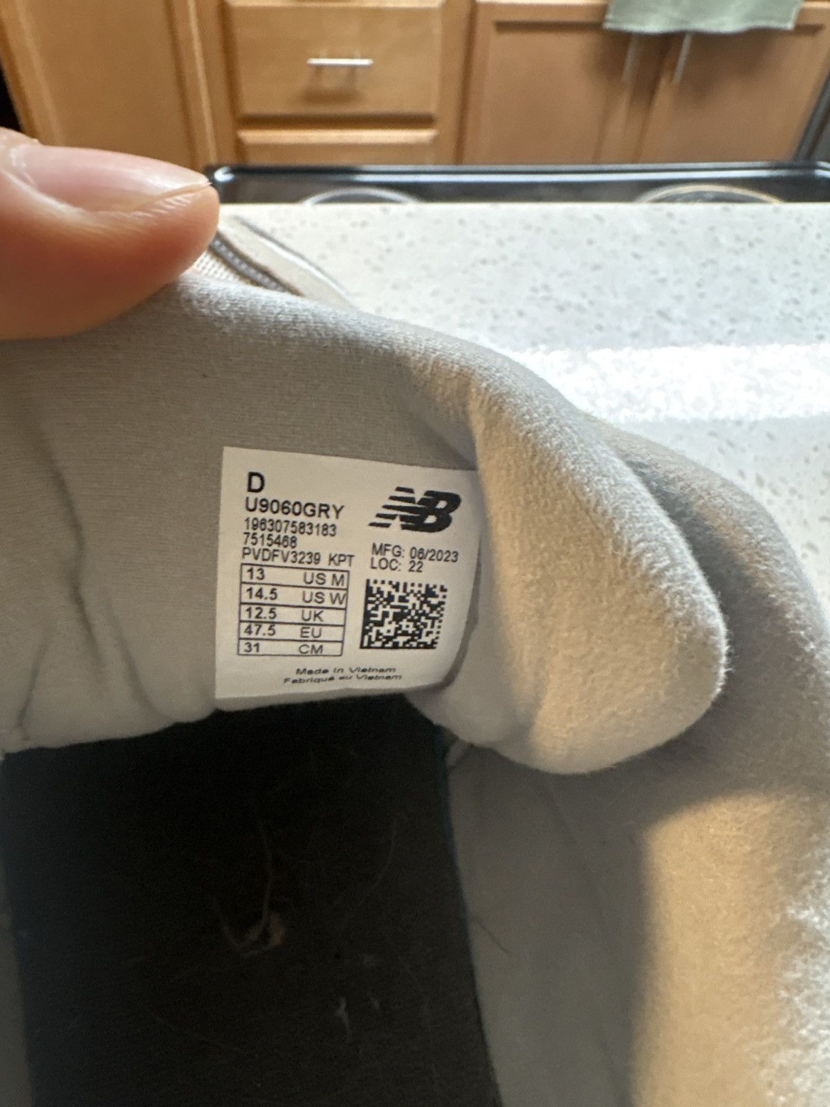 New Balance NB 9060 Size US 13 / EU 46 - 8 Thumbnail