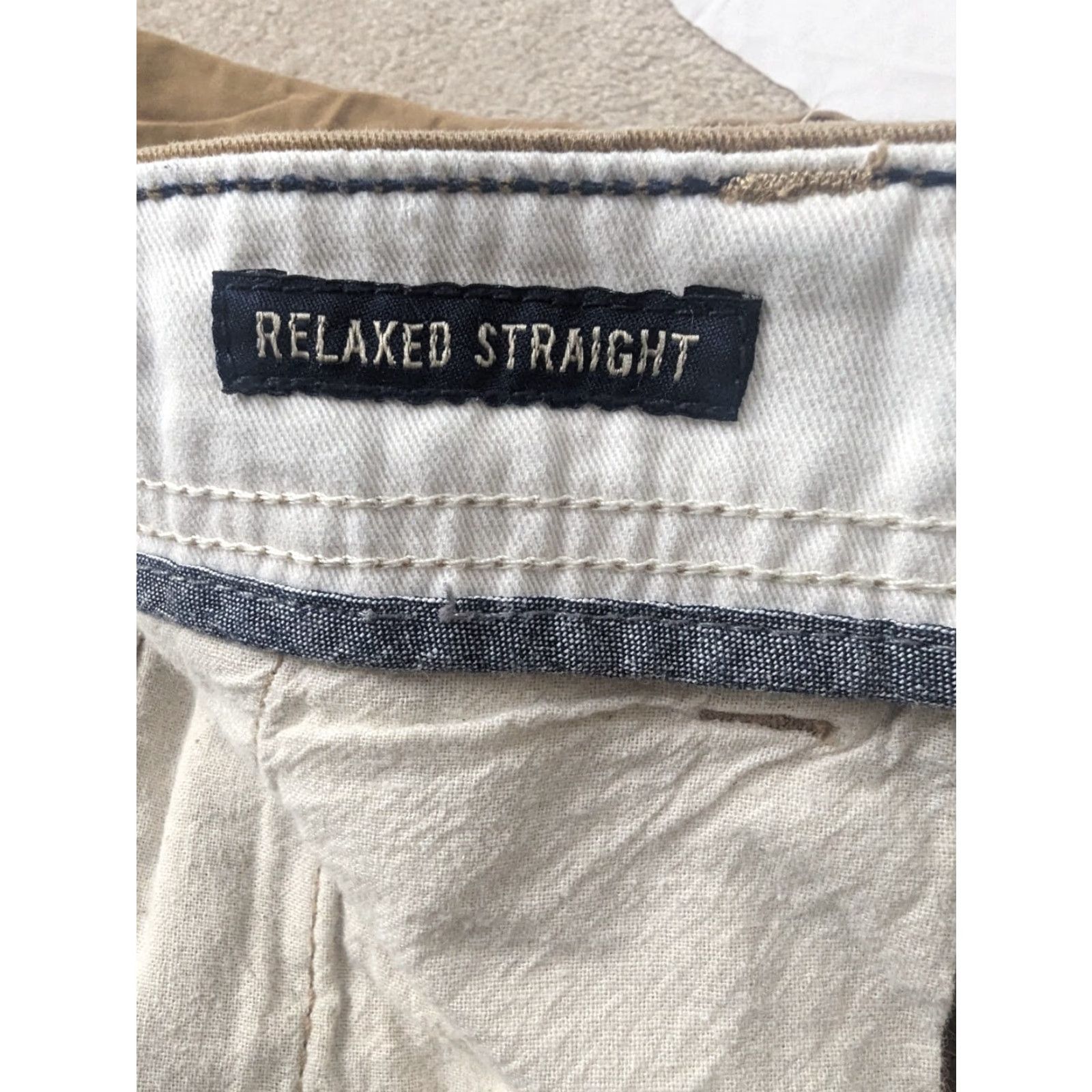 American Eagle Outfitters American Eagle Khaki Chino Pants Relaxed Straight Beige Mens 31 x 30 P3M Size US 31 - 4 Thumbnail