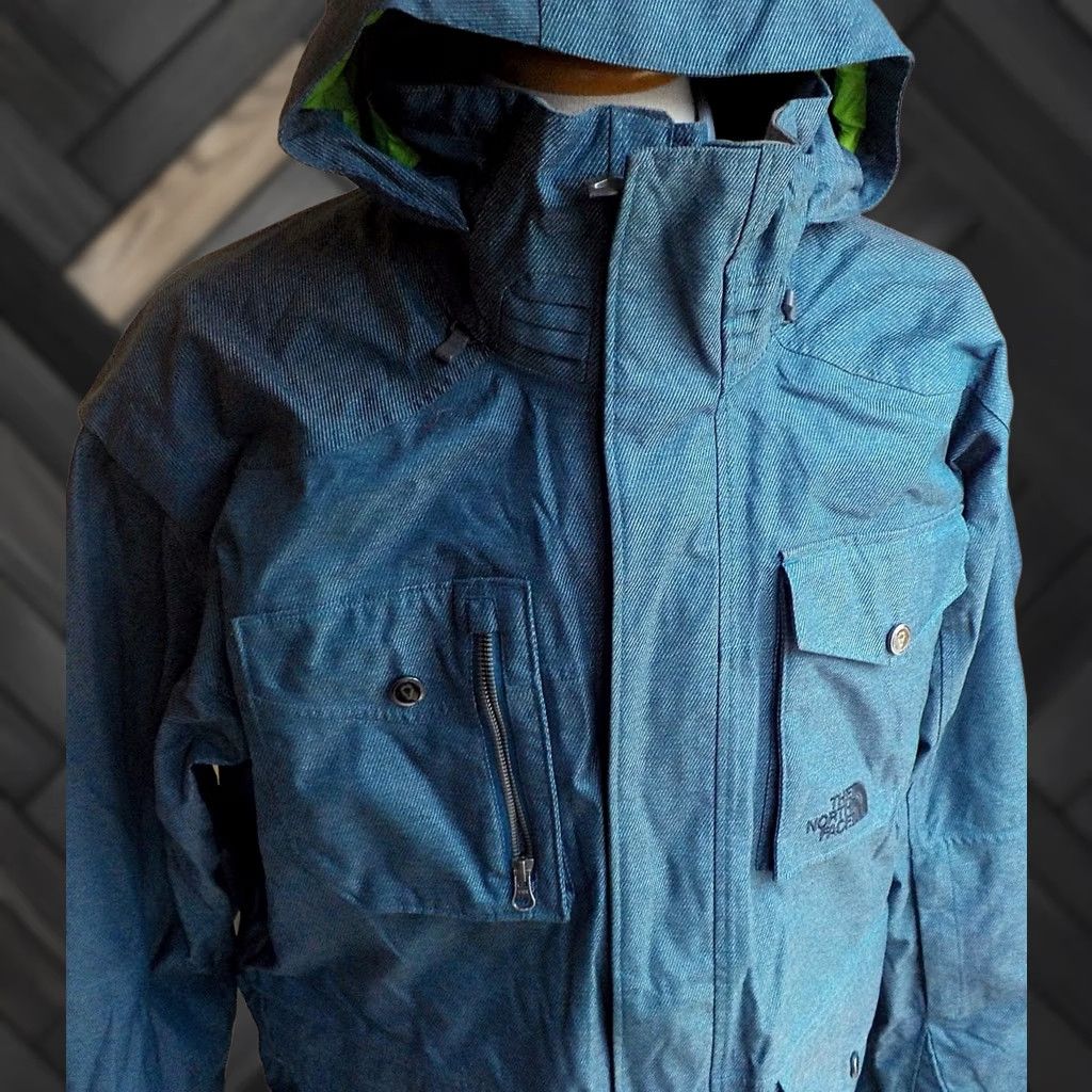 The North Face VTG The North Face Hyvent Recco System Pinstripe Cryptic Jacket XL Mens Parka Blue Striped Hood Recco Extra Large Pockets Zip Winter Vintage Size US XL / EU 56 / 4 - 1 Thumbnail