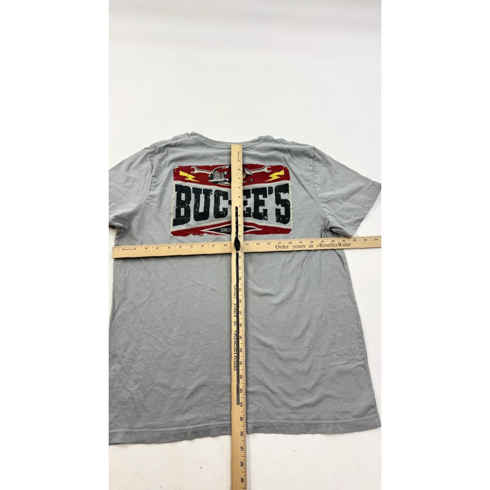 Logo 7 Buc-ee's Shirt Mens Large Gray Logo Car Graphic Tee Since 1982 Auto Size US L / EU 52-54 / 3 - 5 Thumbnail