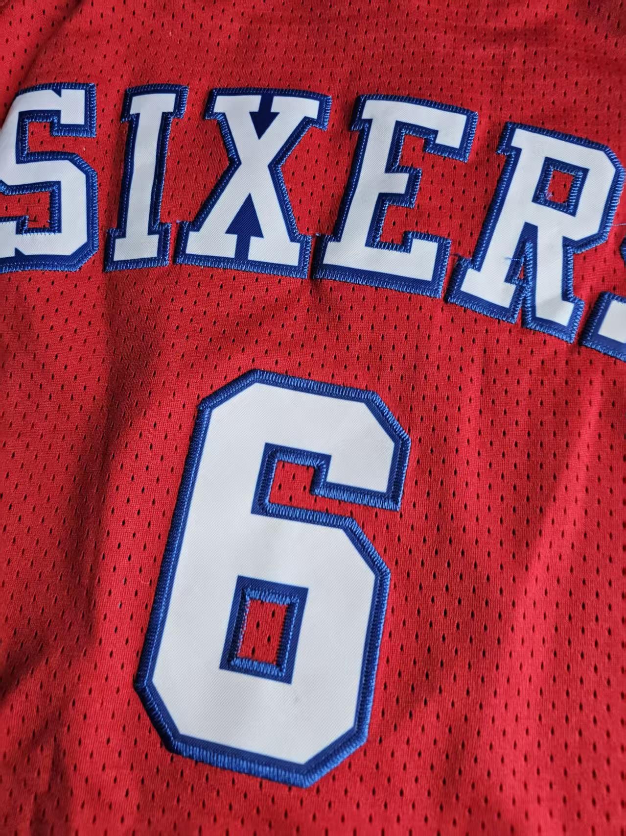 NBA 76ers #6 Julius Erving Jersey Size US XL / EU 56 / 4 - 5 Thumbnail