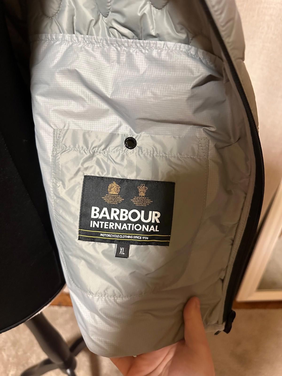 Barbour Barbour International Wave Gilet Battleship Grey Size XLarge Size US XL / EU 56 / 4 - 6 Thumbnail