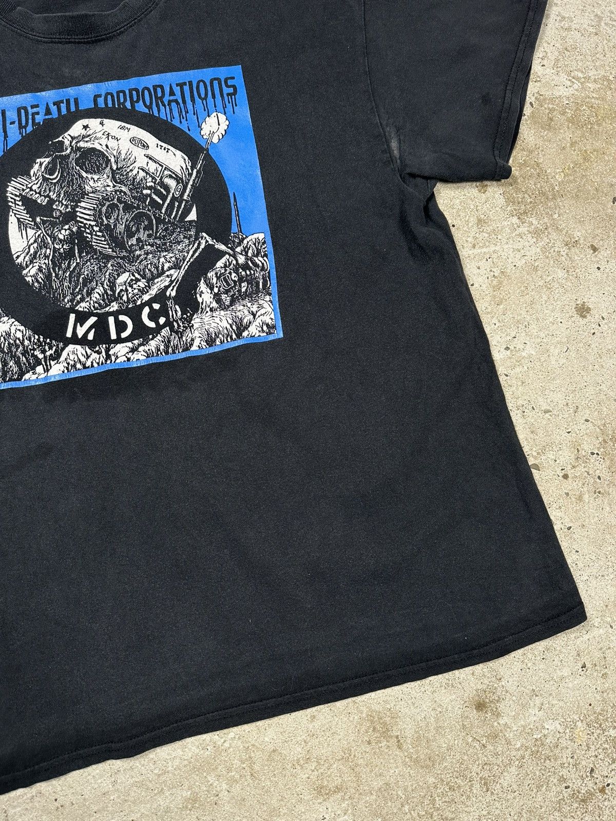 Band Tees × Vintage Vintage Multi Death Corporations MDC Trashed Black Tee Size US XL / EU 56 / 4 - 4 Thumbnail