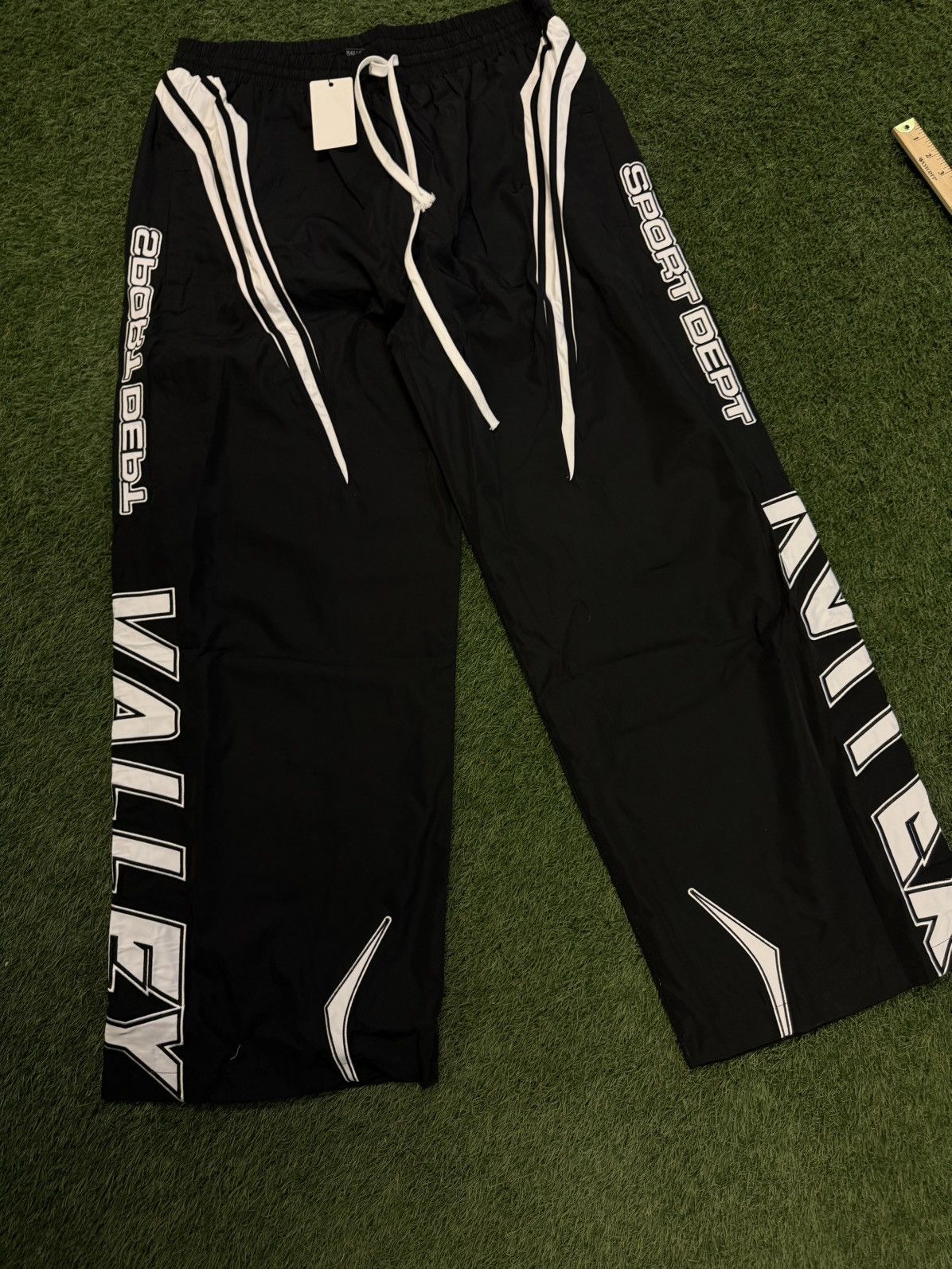 Vale Valley Track Suit Black Pants Size (XXL) Brand New Size US 36 / EU 52 - 4 Thumbnail